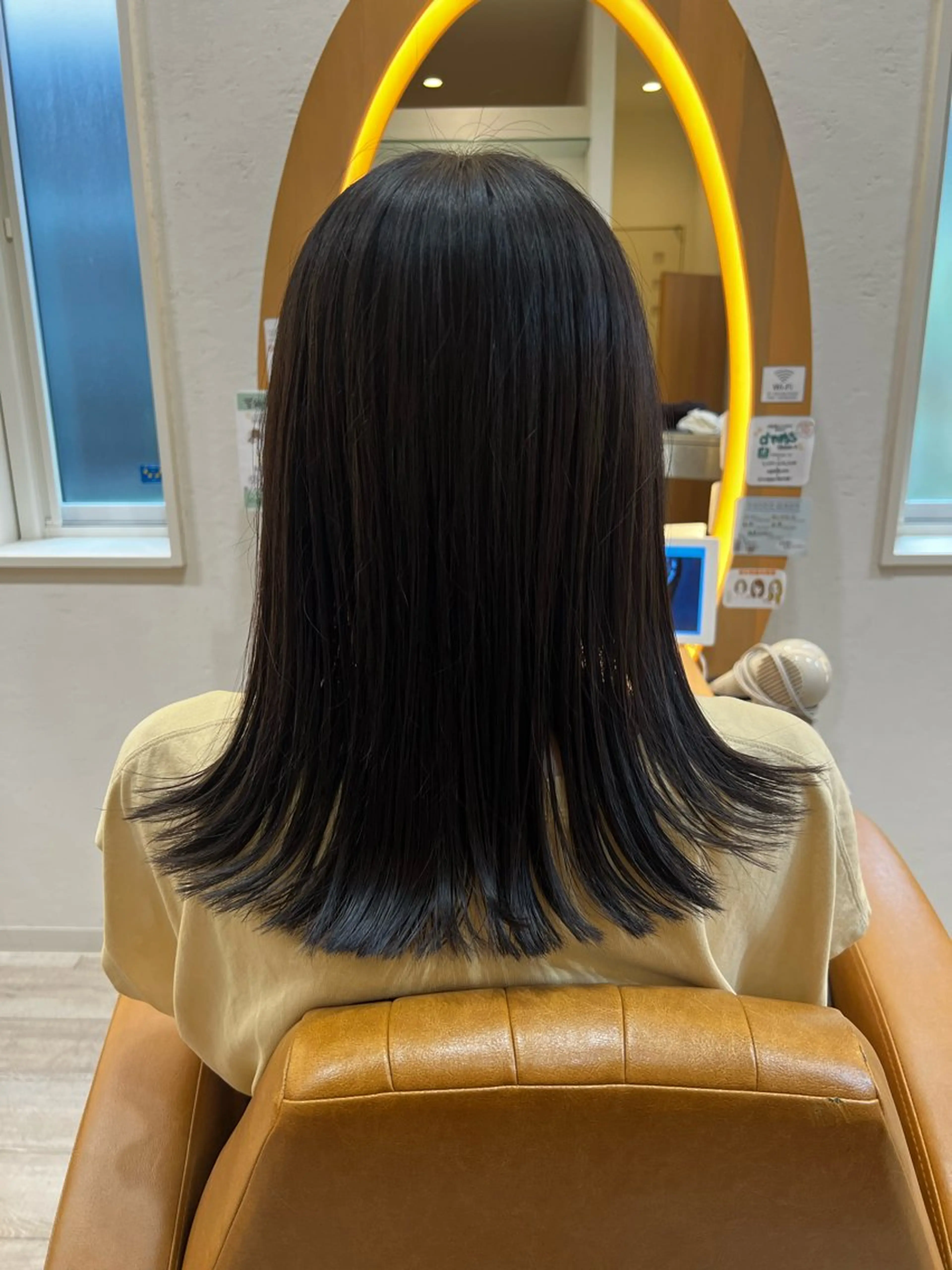 セミロング adorableけやき通り店所属・adorable 小西彩里のヘアスタイル