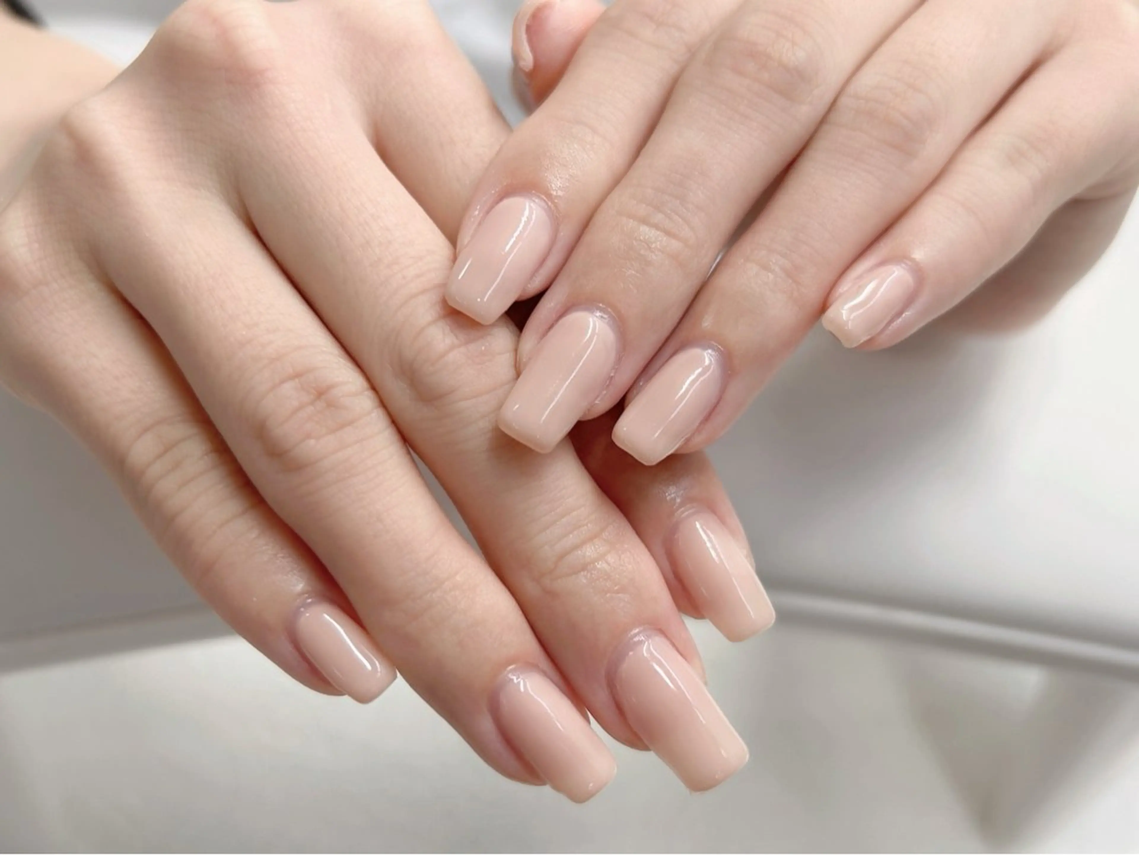 ネイル 桜ネイル オフィスネイル ワンカラーネイル ピンク ピンクベージュ ハンドネイル Forca total studio所属・Forca Airaのネイルデザイン