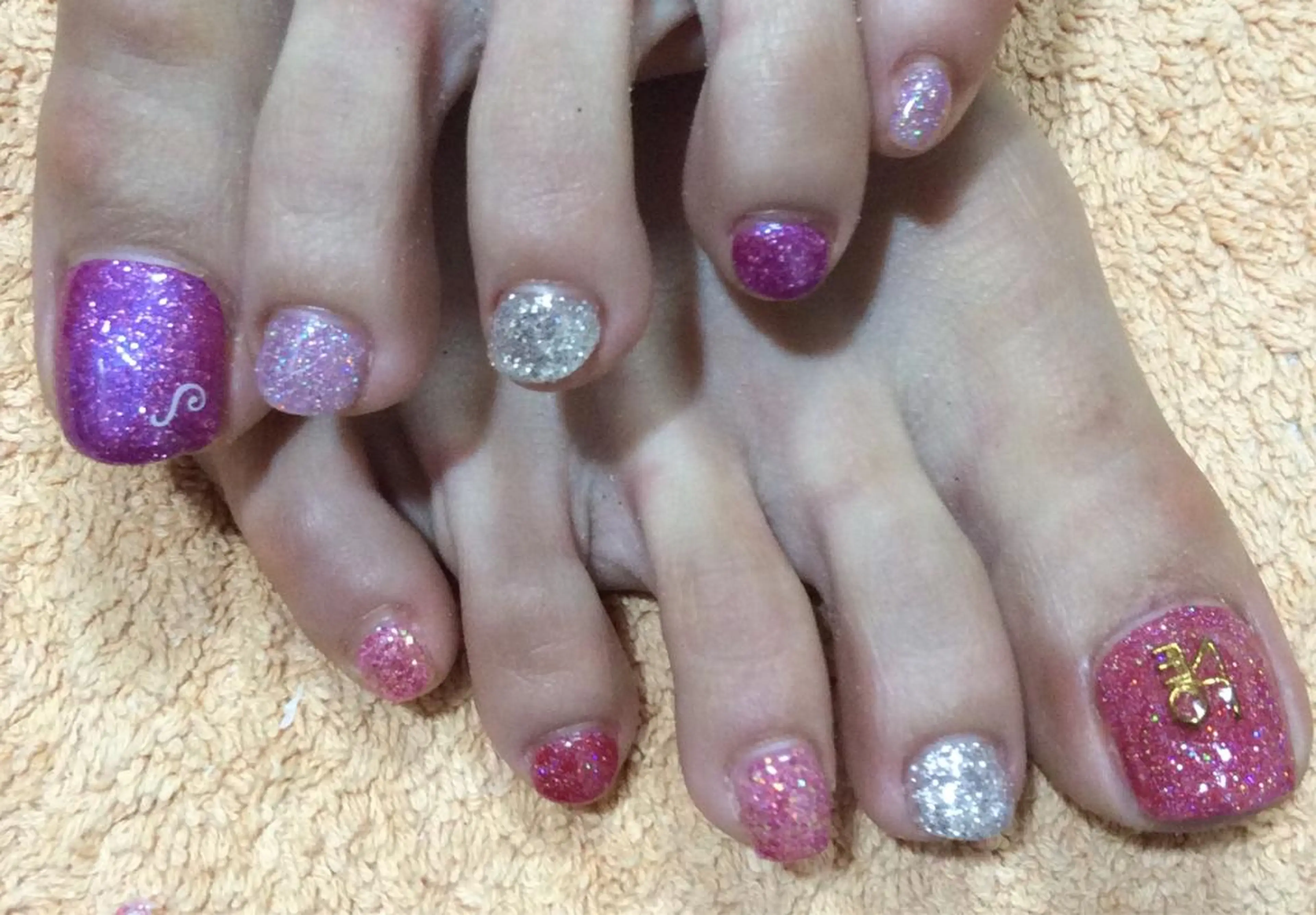 ネイル Eye アイのネイルデザイン