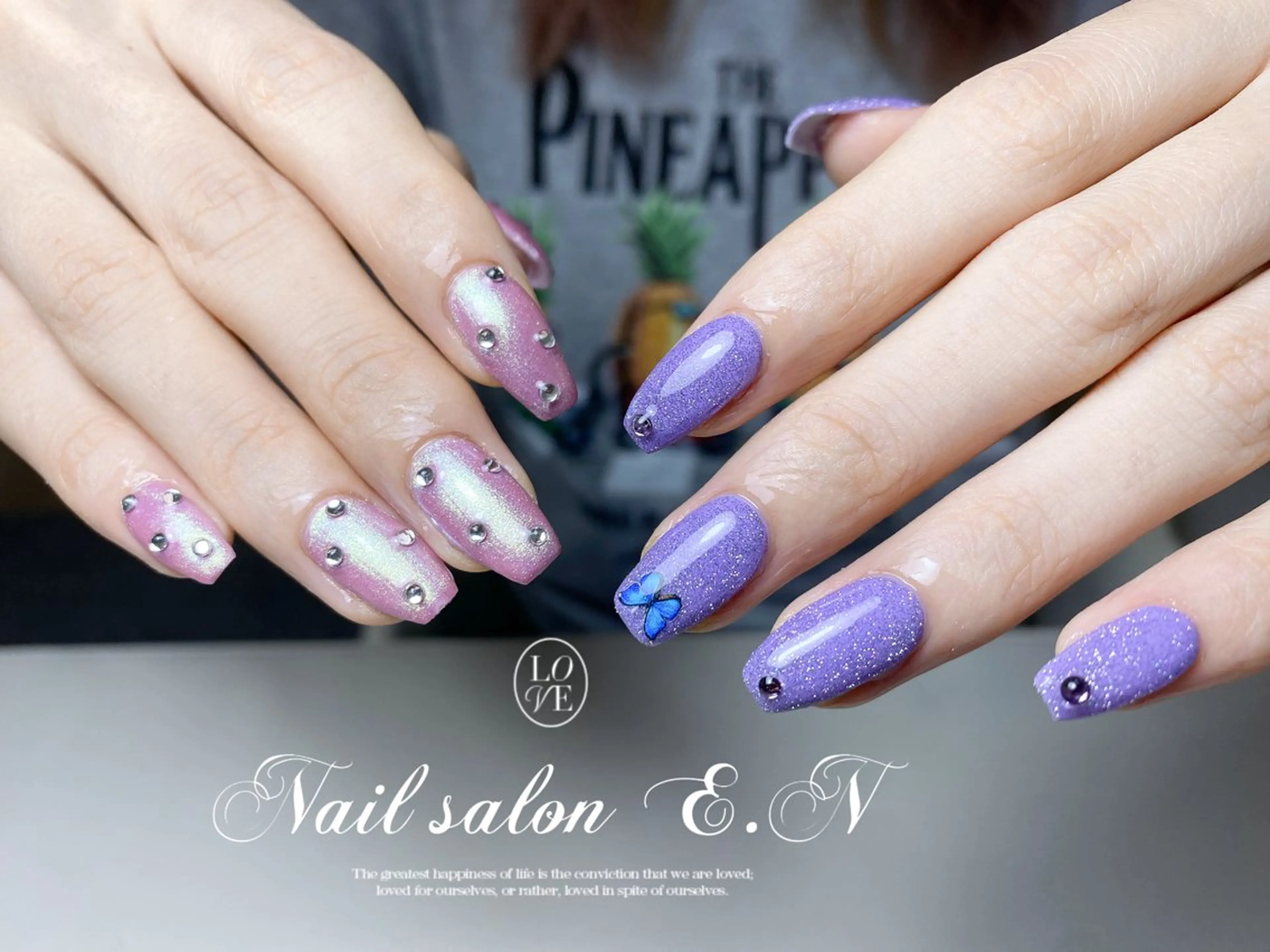 ネイル アートネイル オーロラネイル ガーリー キラキラネイル 韓国ネイル E.N🦋 長さ出し/持ち込みのネイルデザイン