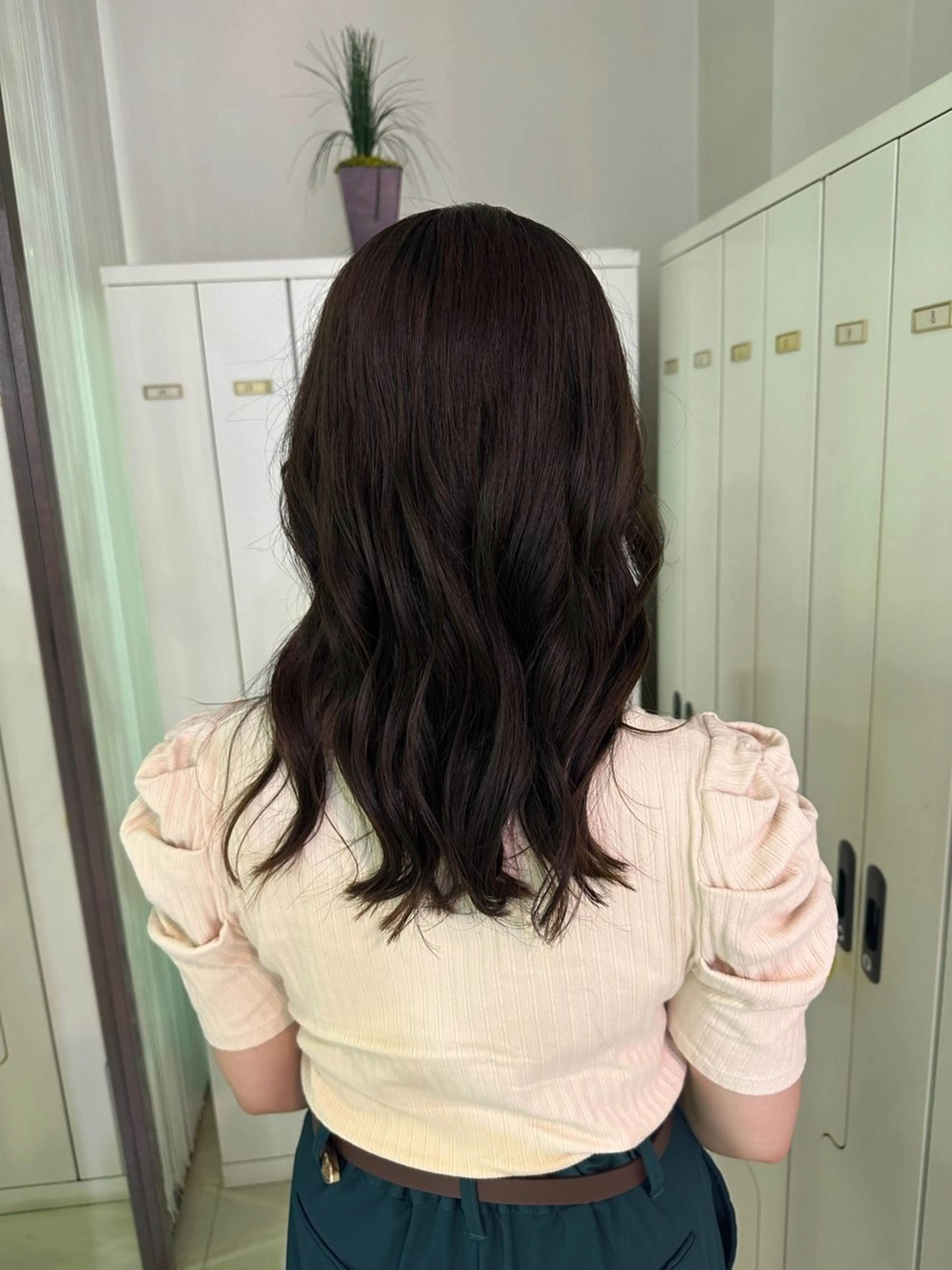 セミロング 韓国風ヘア 茅ヶ崎駅すぐ 艶髪カラー💓💓のヘアスタイル