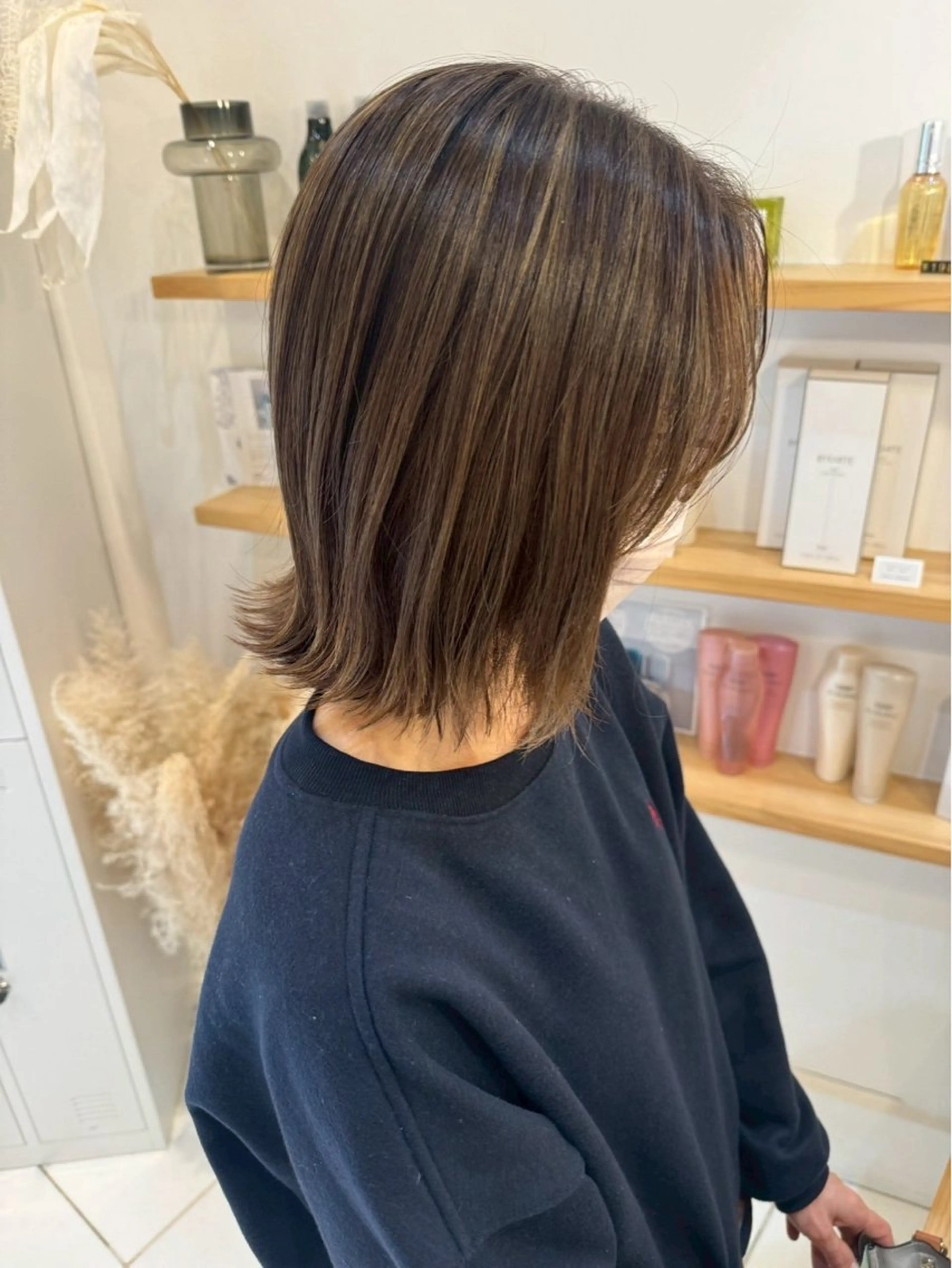 カラー YOLO by diar所属・飯野 ゆめかのヘアスタイル