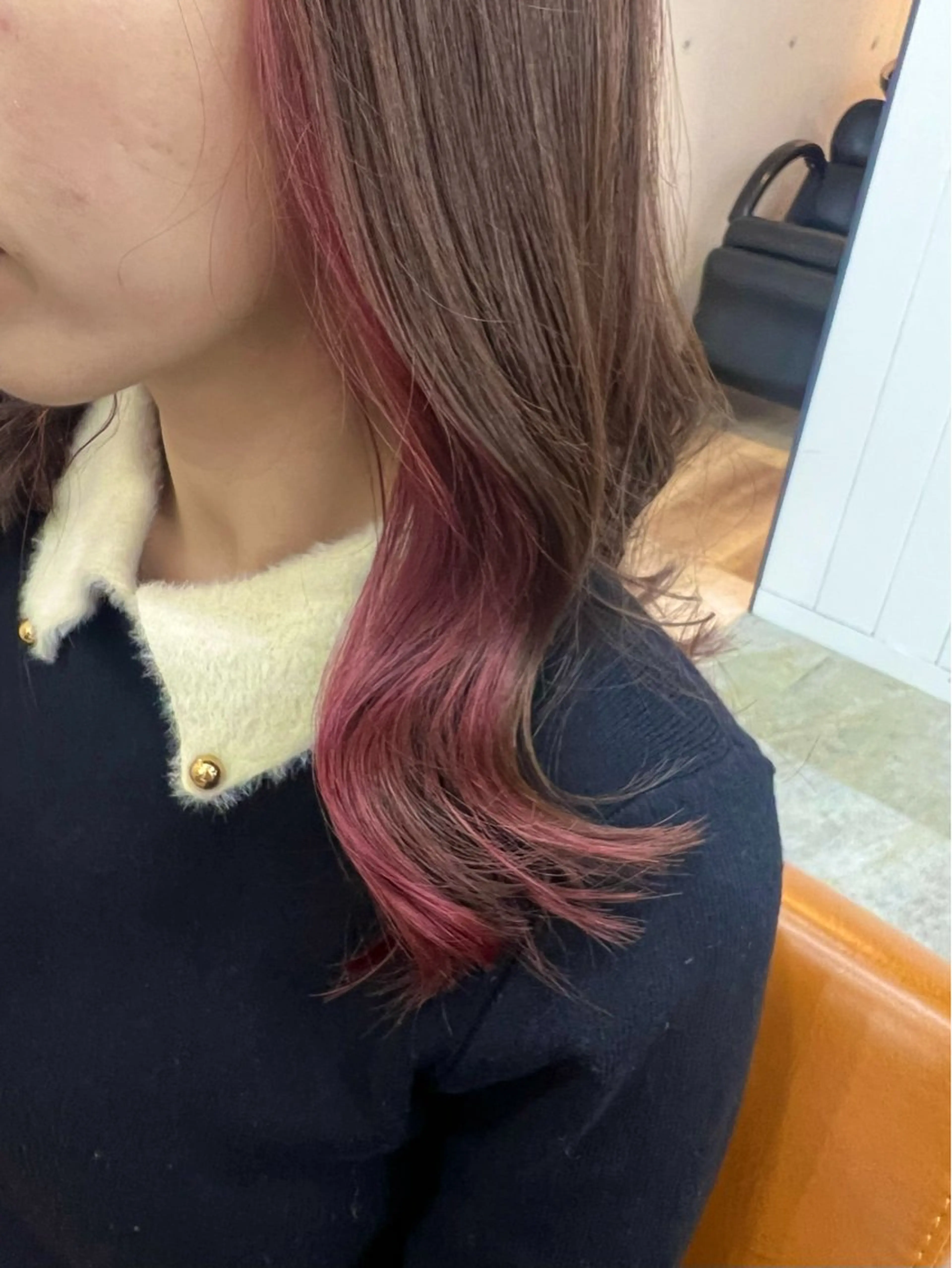 セミロング 店長🩷艶カラー 🧡💛リサ🫧のヘアスタイル