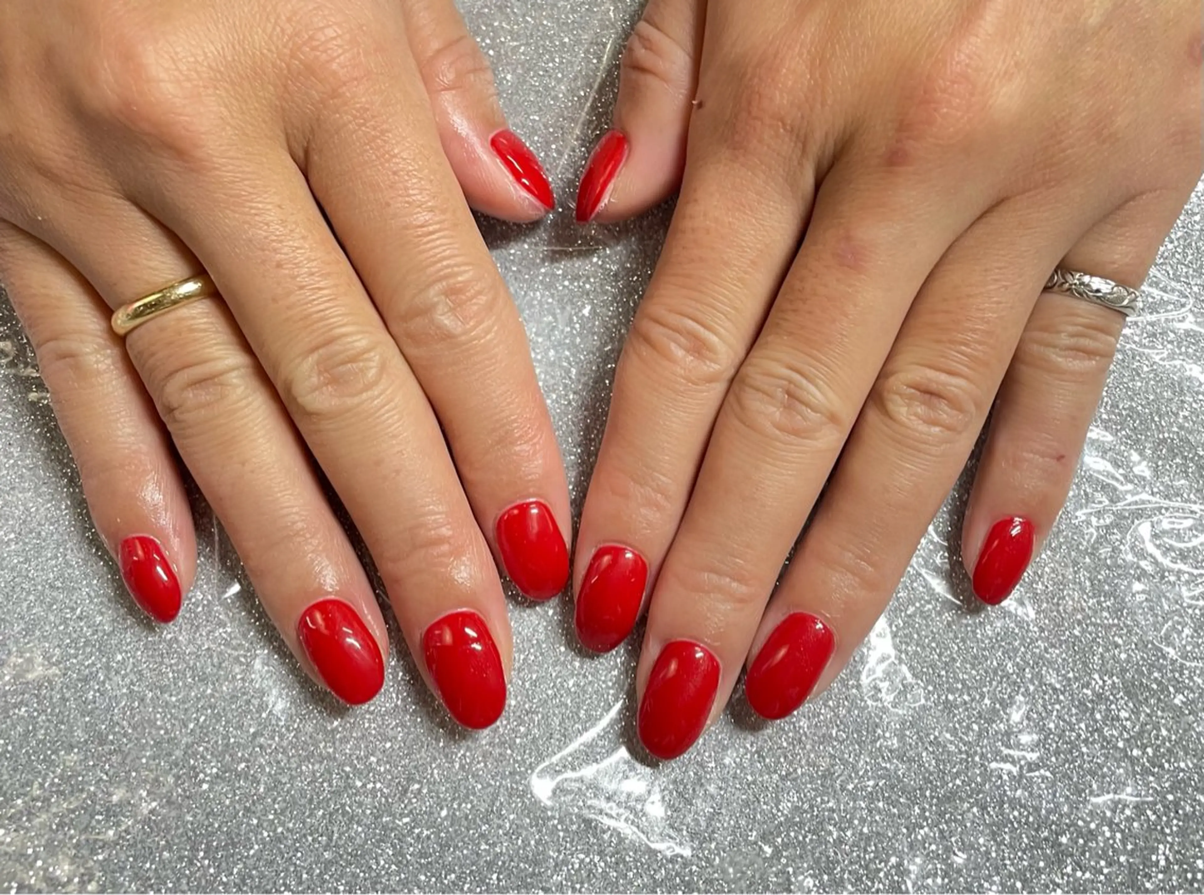 ネイル ハンドネイル VIERU 🌈🎀💖のネイルデザイン