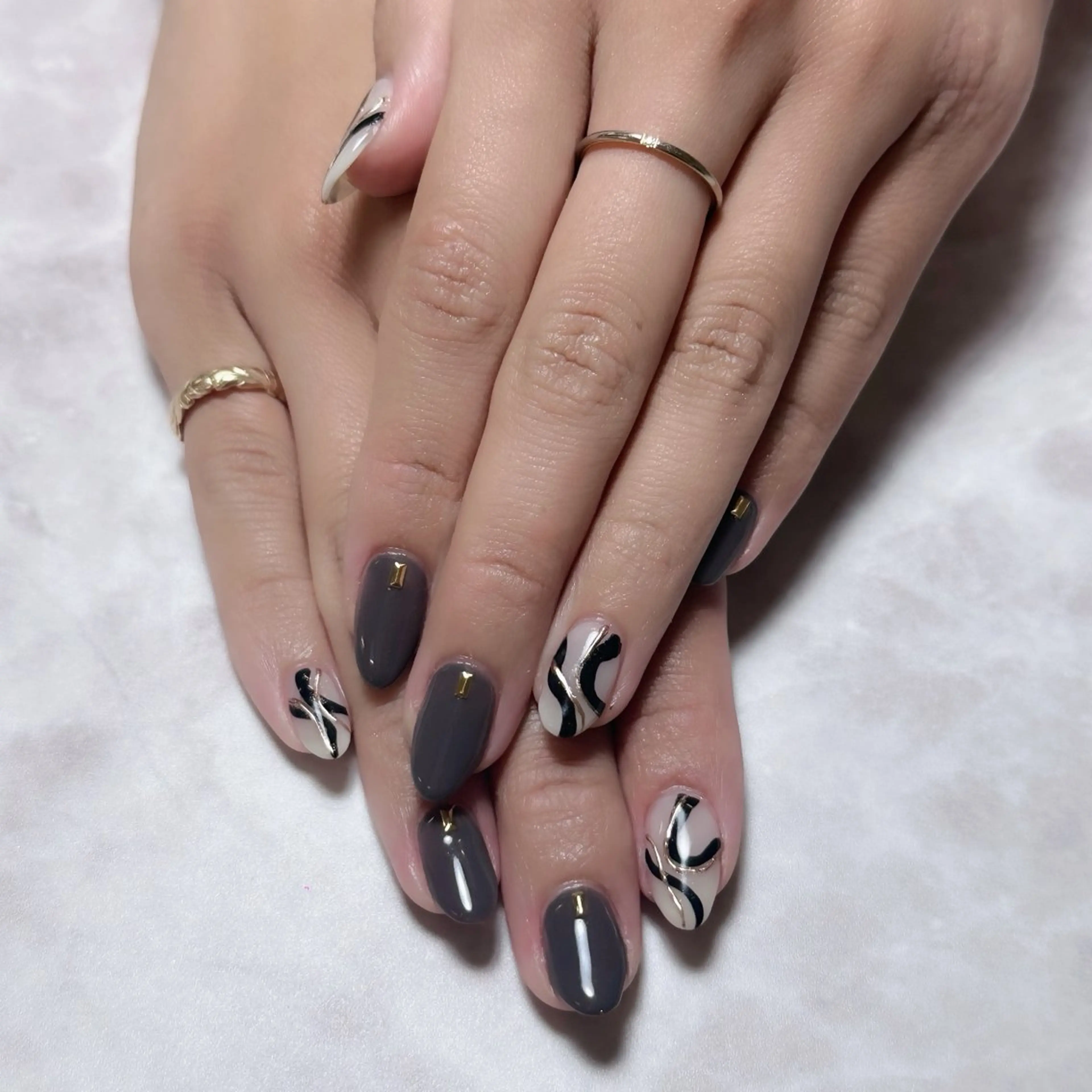 ネイル ニュアンスネイル ハンドネイル 丸山 春花のネイルデザイン