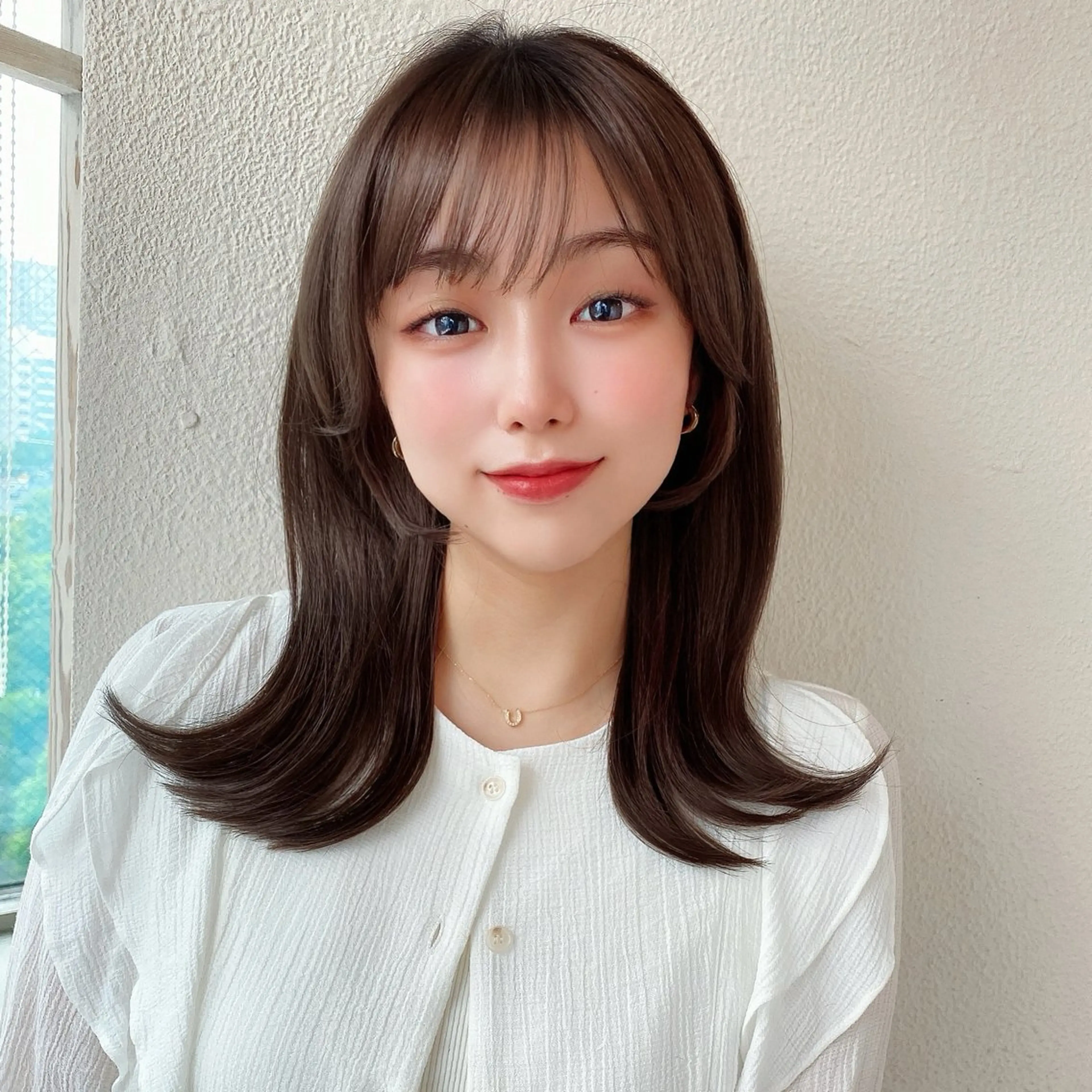 ミディアム 顔まわり/似合わせひ し形シルエット/難波のヘアスタイル