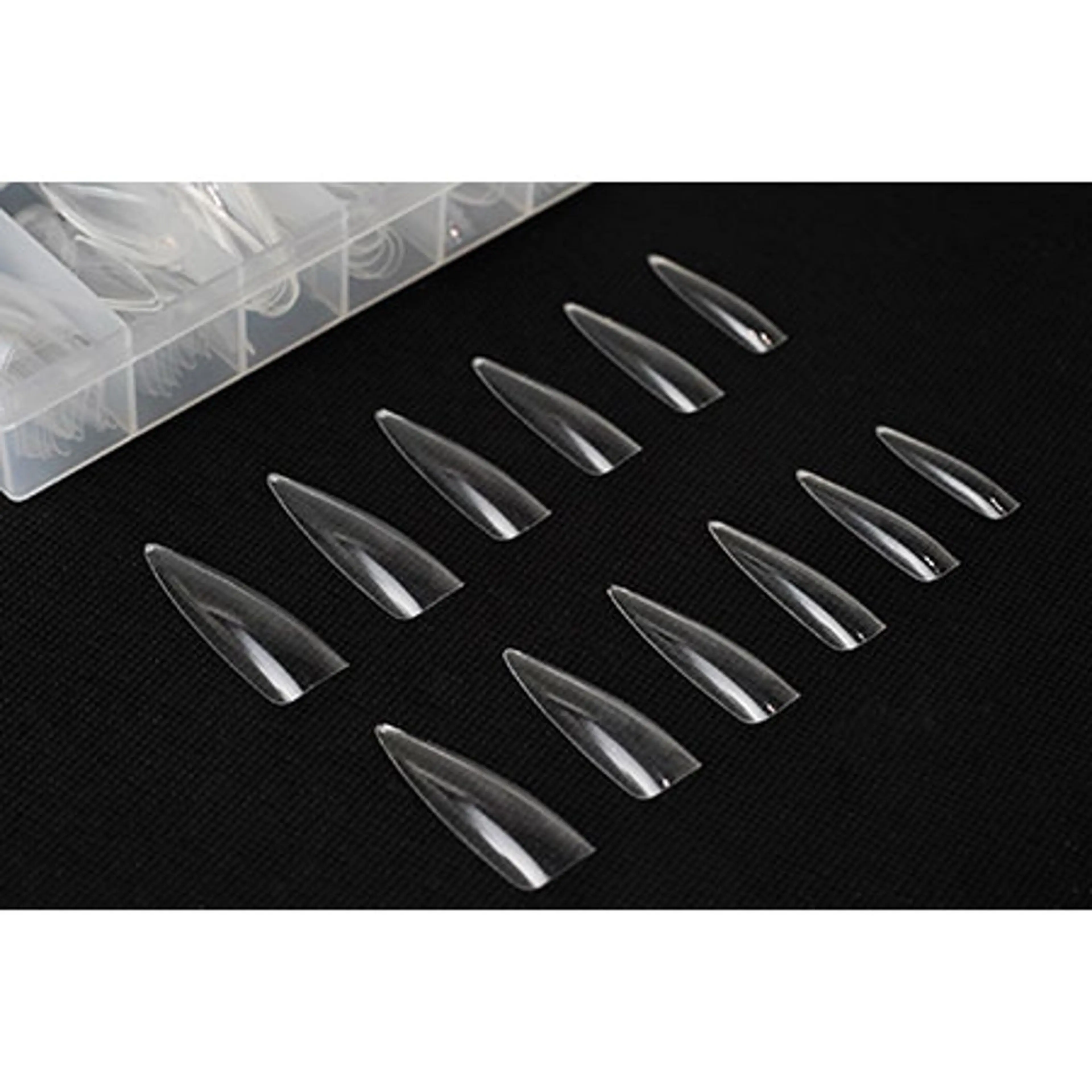 ネイル nailroom kukaのネイルデザイン