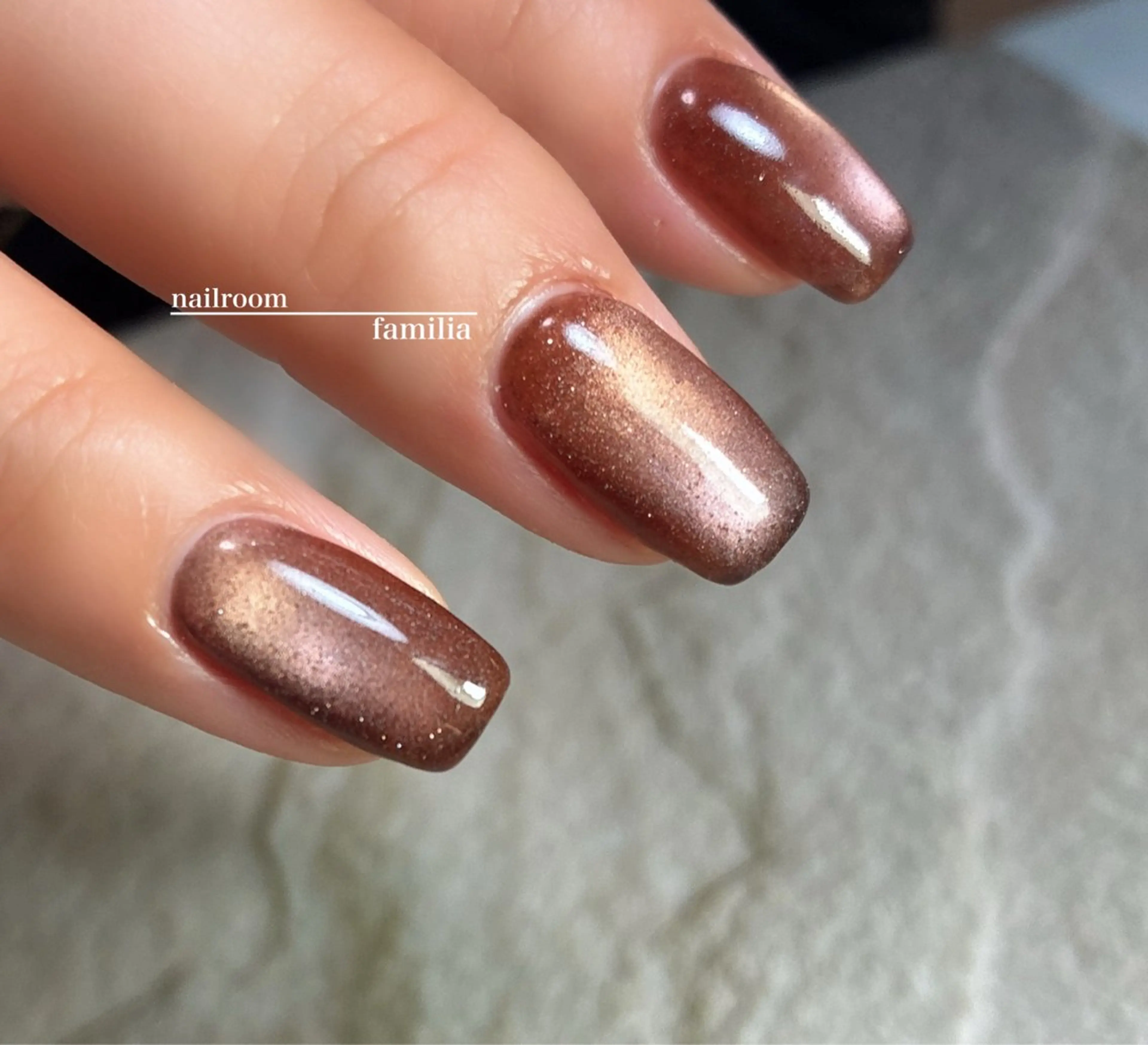 ネイル マグネットネイル ハンドネイル -nailroom- familiaのネイルデザイン