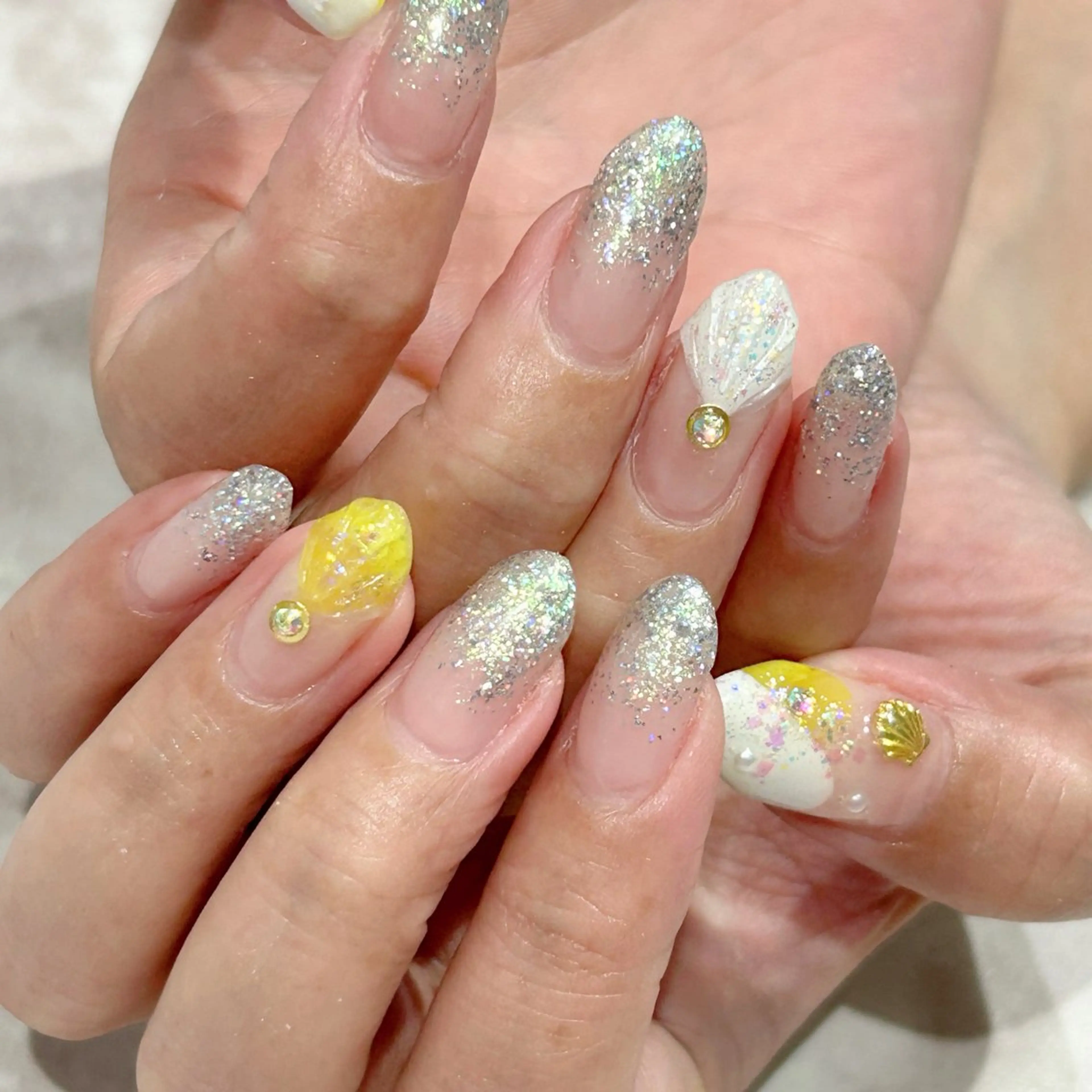 ネイル はあとねいる筑紫口店 Hitomiのネイルデザイン