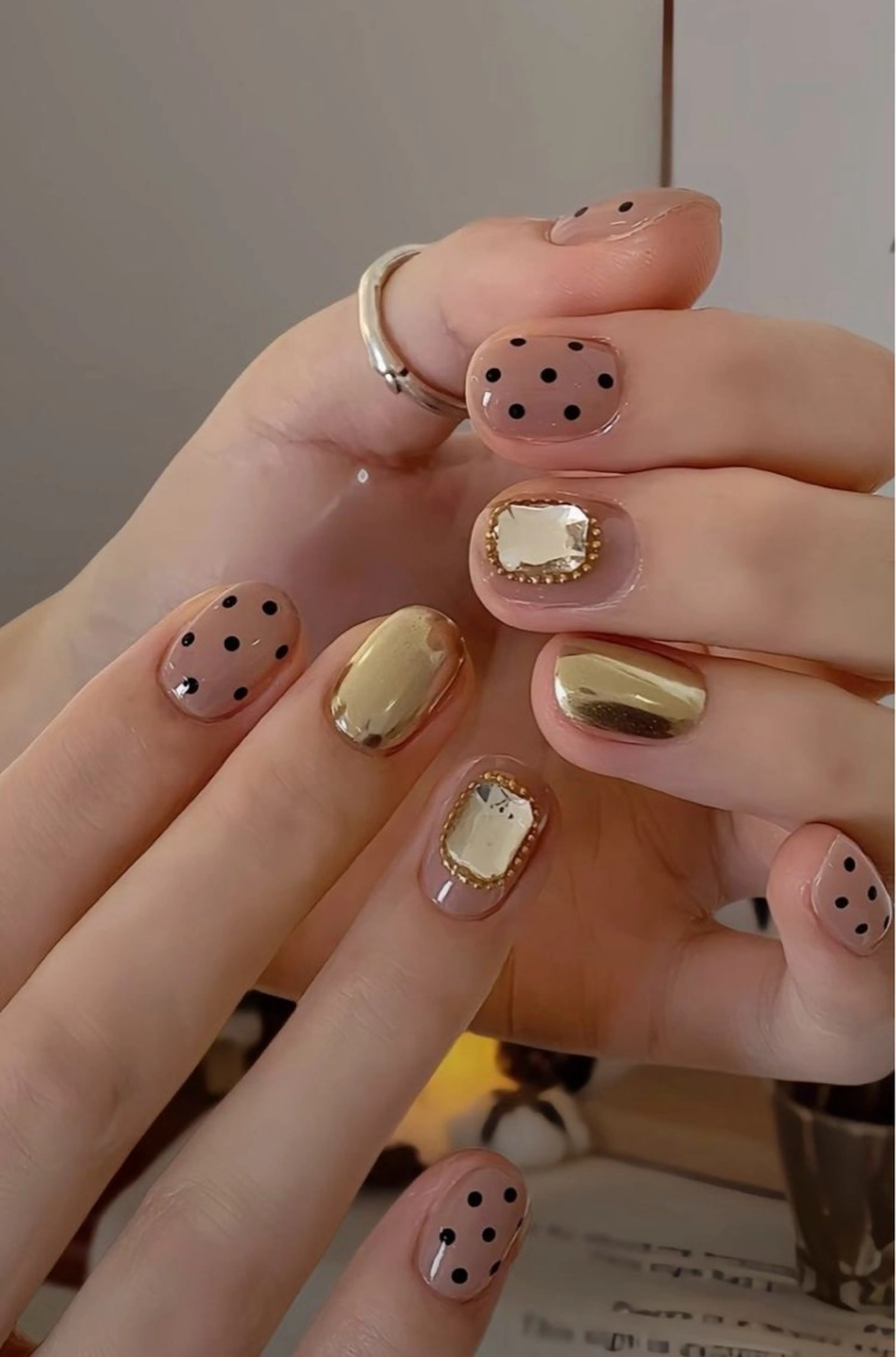 ネイル フットネイル ジェルネイル マグネットネイル 持ち込み ワンカラーネイル ANA 168 池袋のネイルデザイン