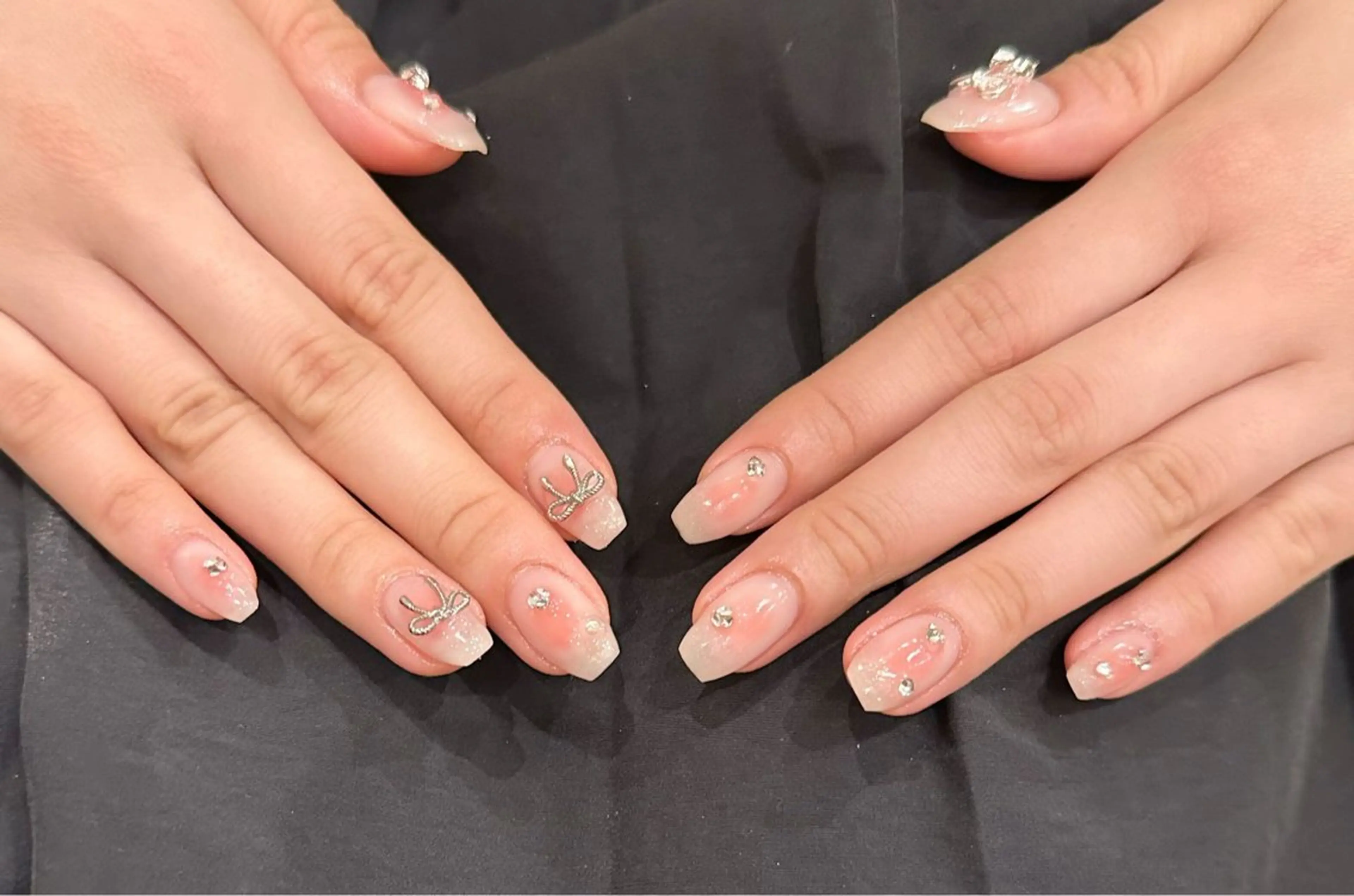 ネイル ハンドネイル H&B 楊のネイルデザイン