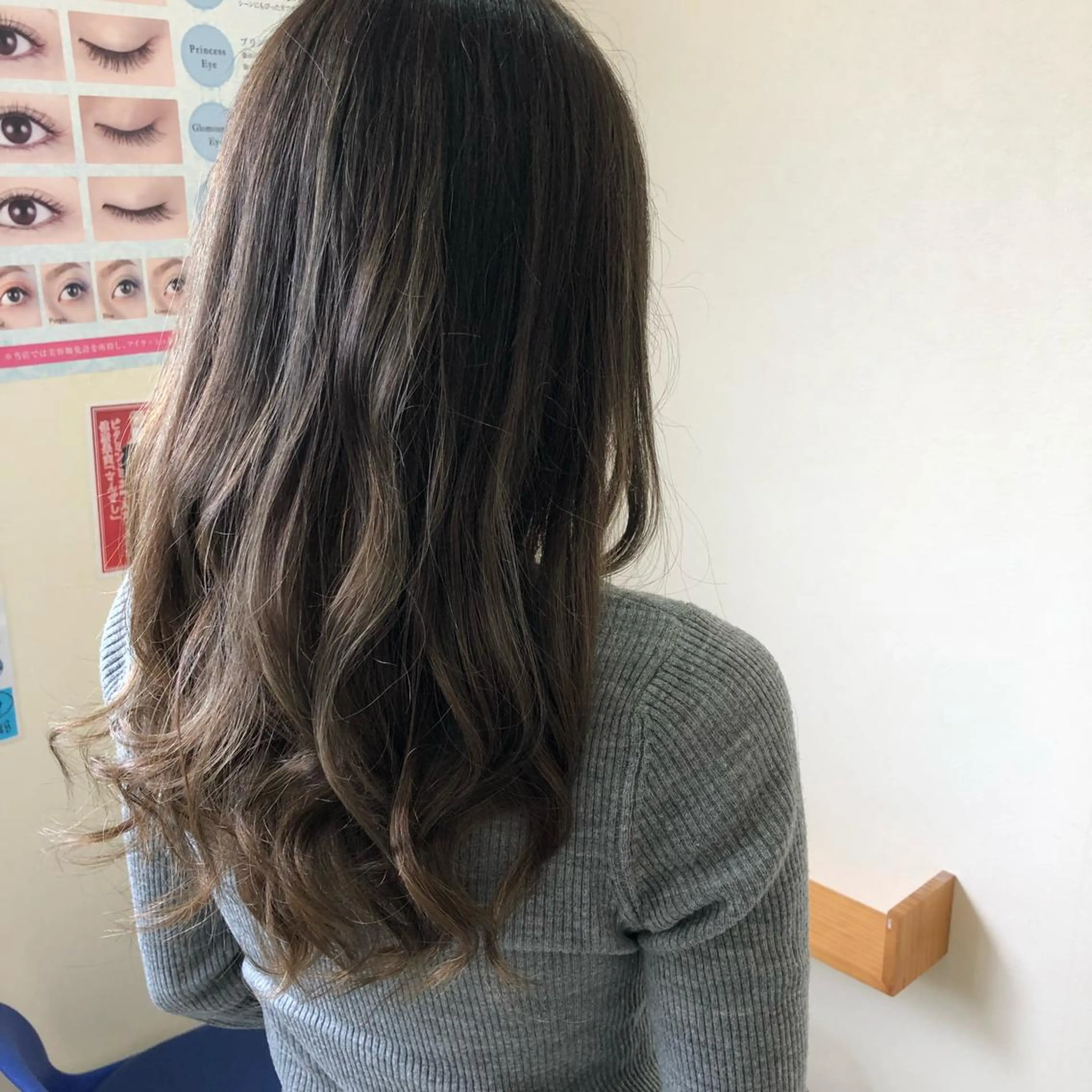 カラー 牧野 佳樹のヘアスタイル