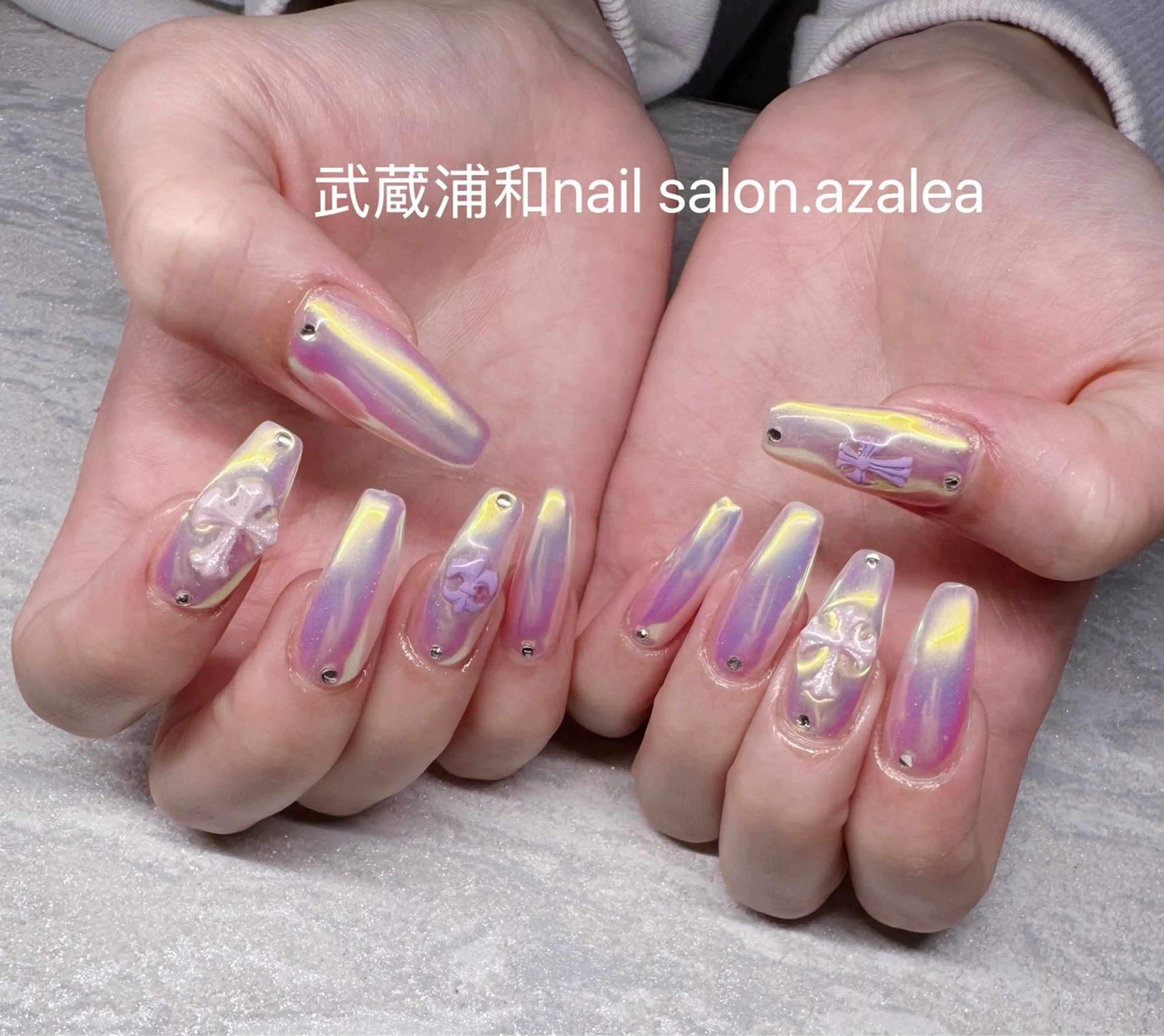 ネイル ハンドネイル R inのネイルデザイン