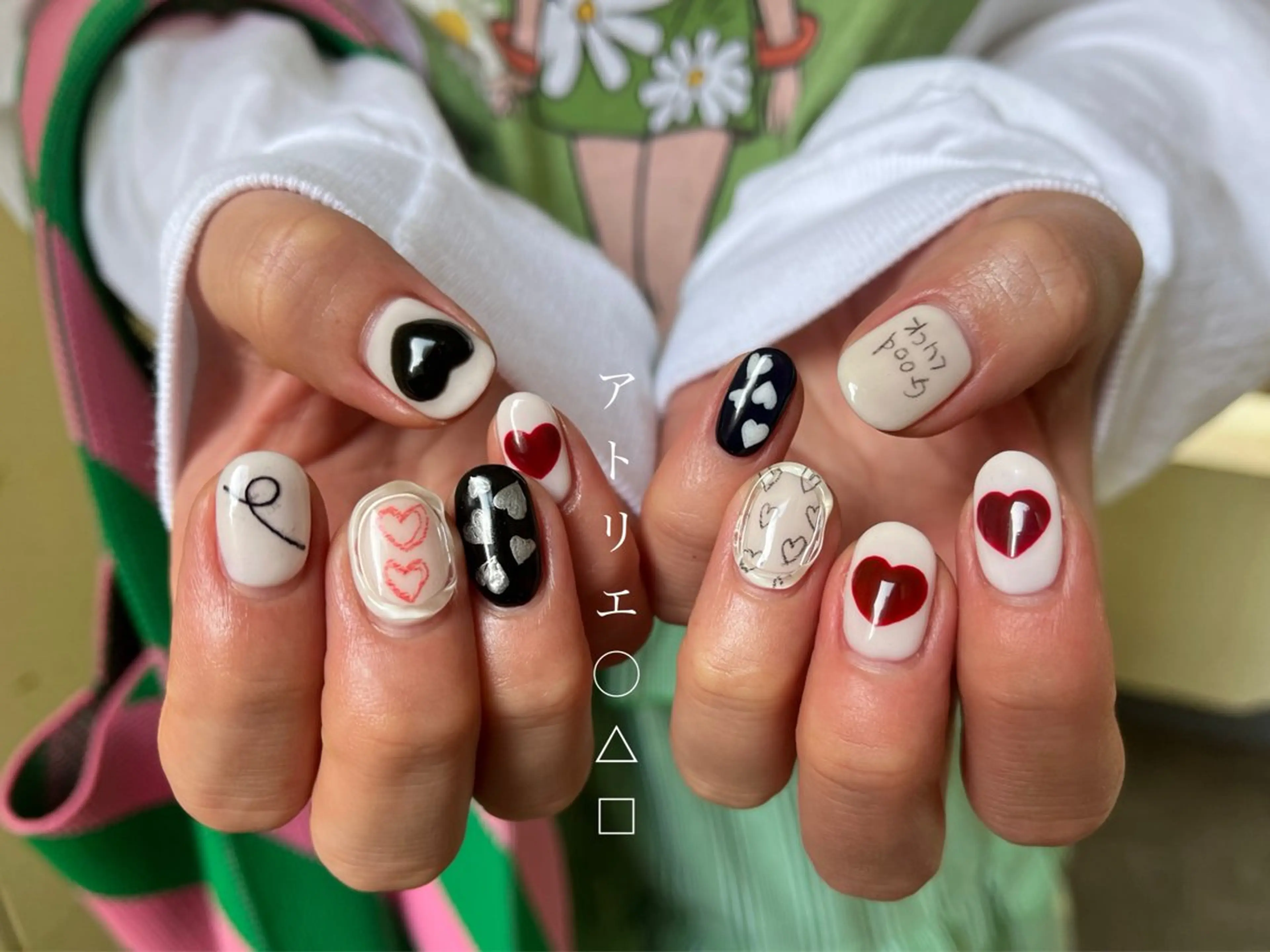 ネイル ハンドネイル アトリエ ○△□のネイルデザイン