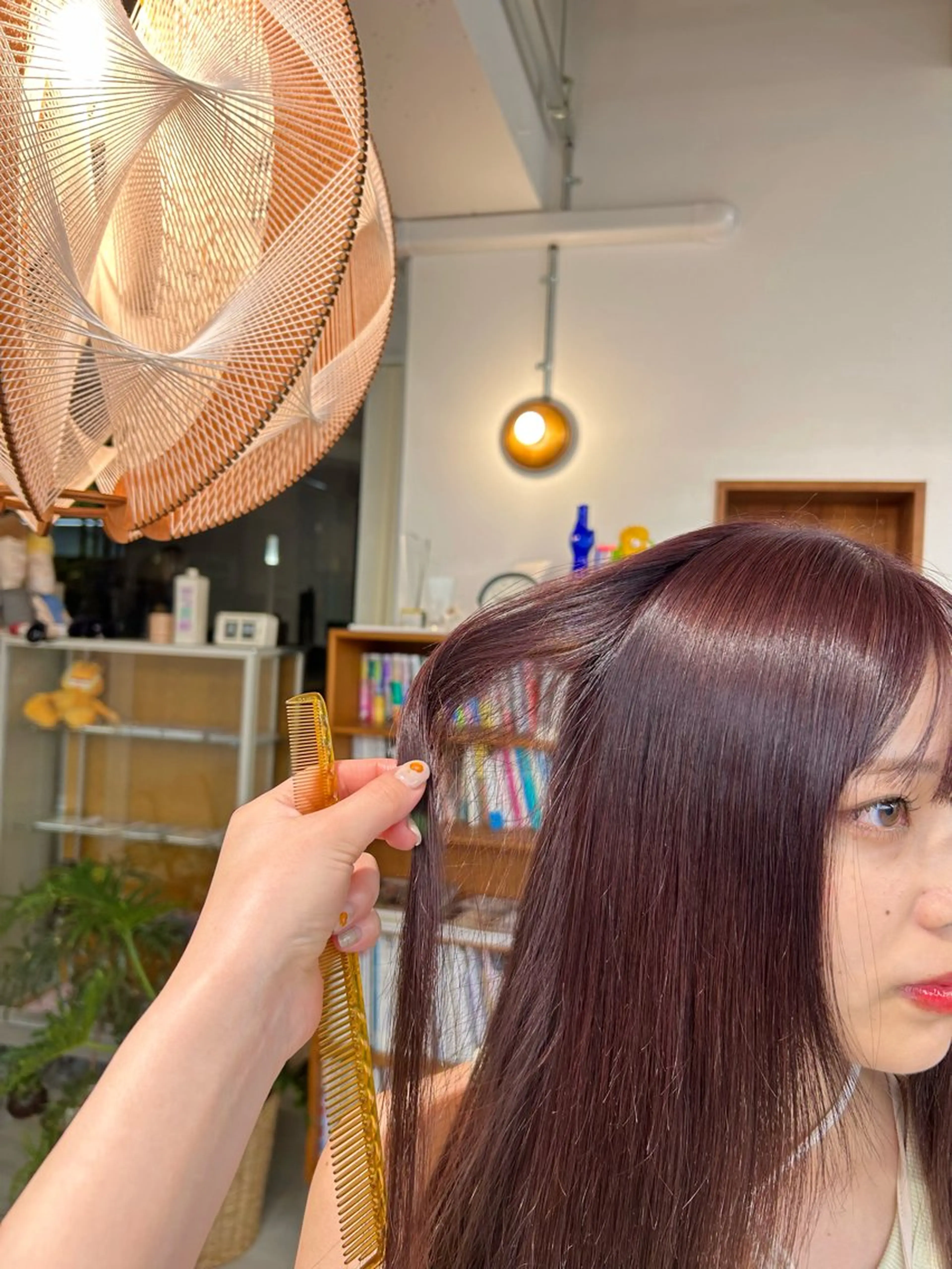 カラー 藤原 あかりのヘアスタイル