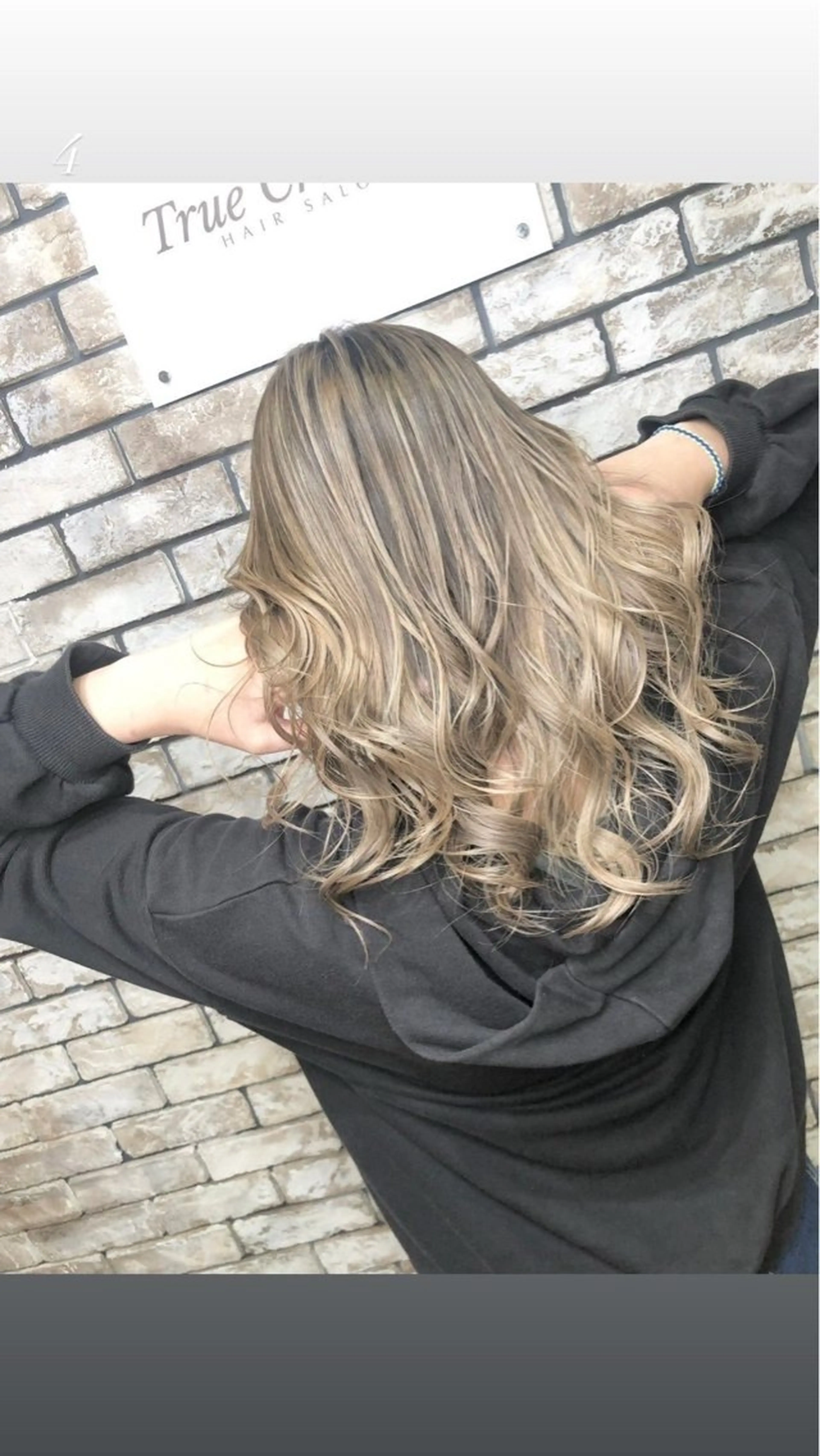 ロング カラー ✨韓国艶髪✨ケア ブリーチ🫧アキラのヘアスタイル