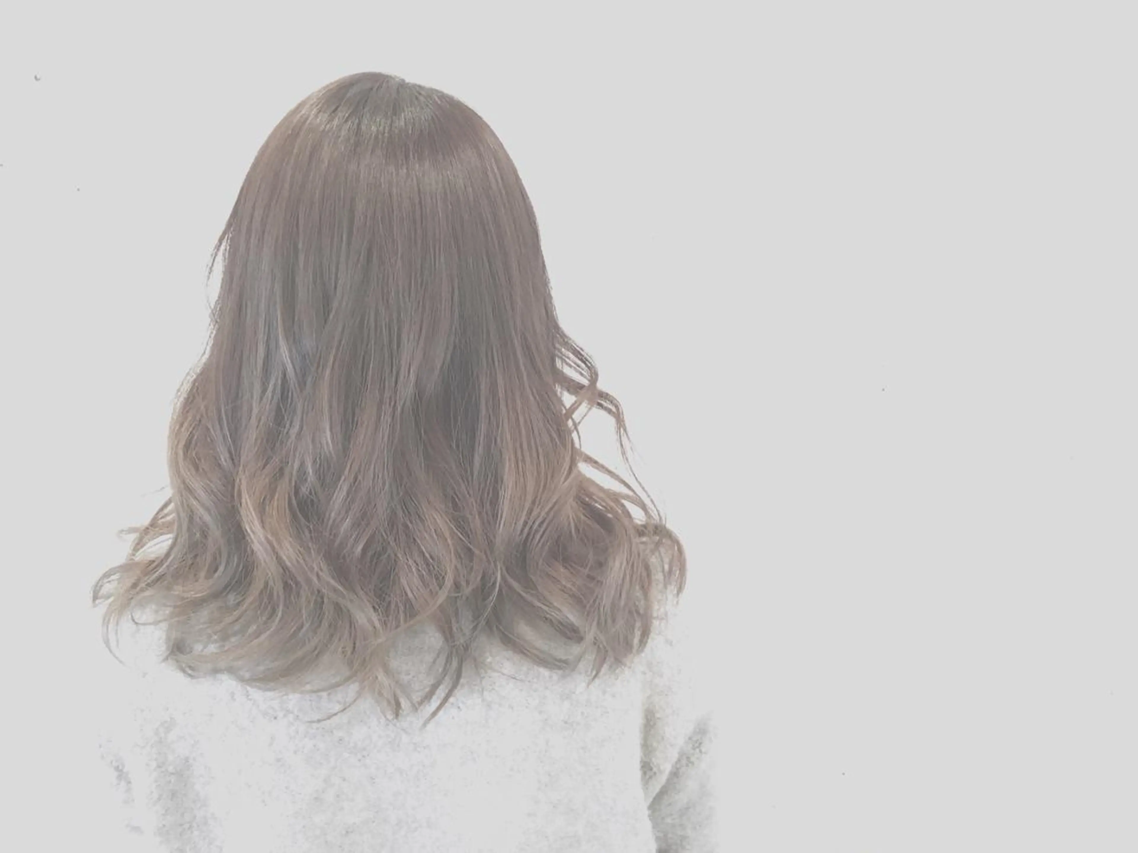 ロング カラー アッシュ グラデーションカラー てんま さやかのヘアスタイル