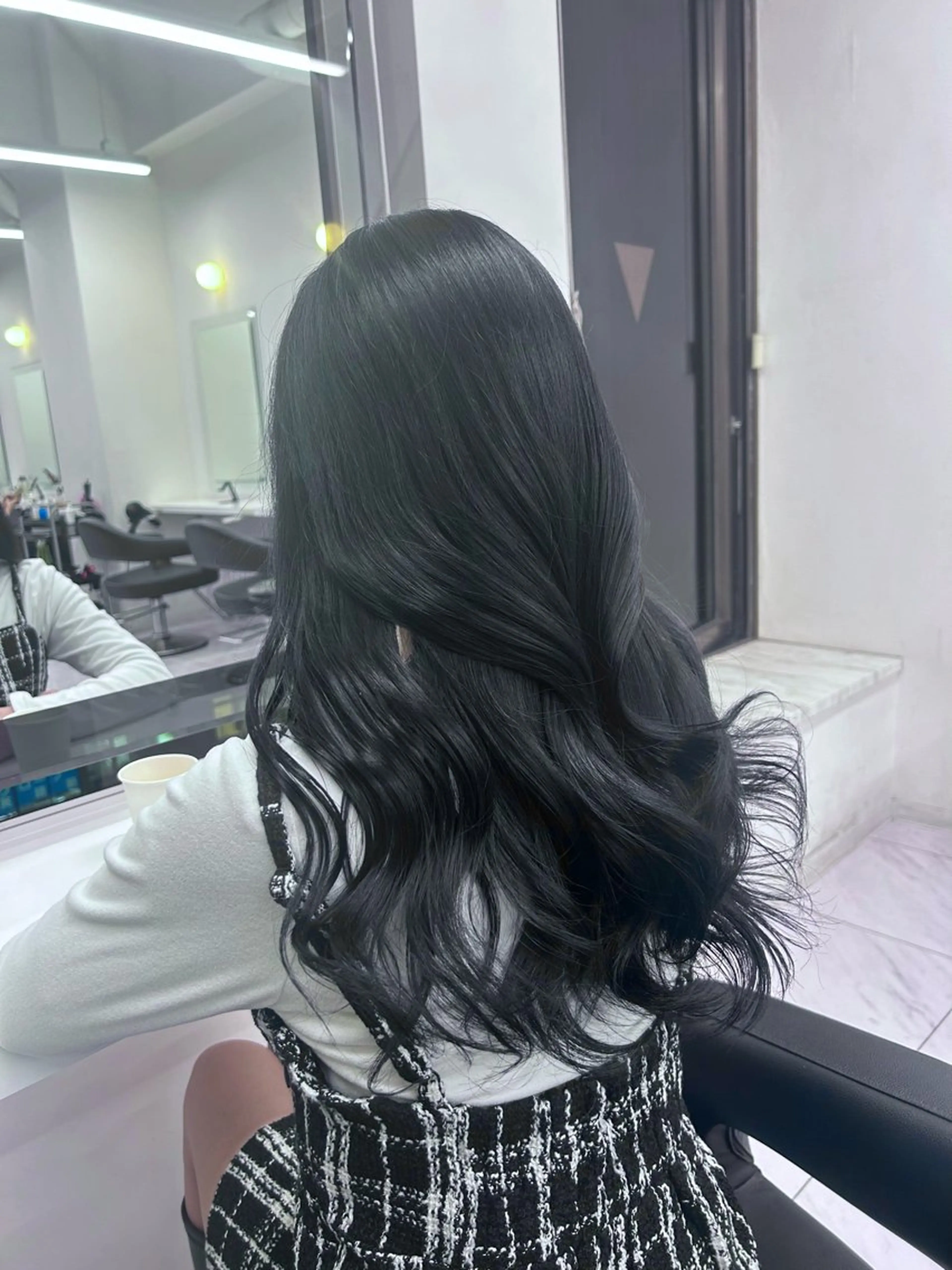 ロング カラー パーマ ヘアアレンジ メンズ キッズ カット ヘアカラー トリートメント ヘアセット ブリーチなしカラー/ ブラウン/レイヤーのヘアスタイル