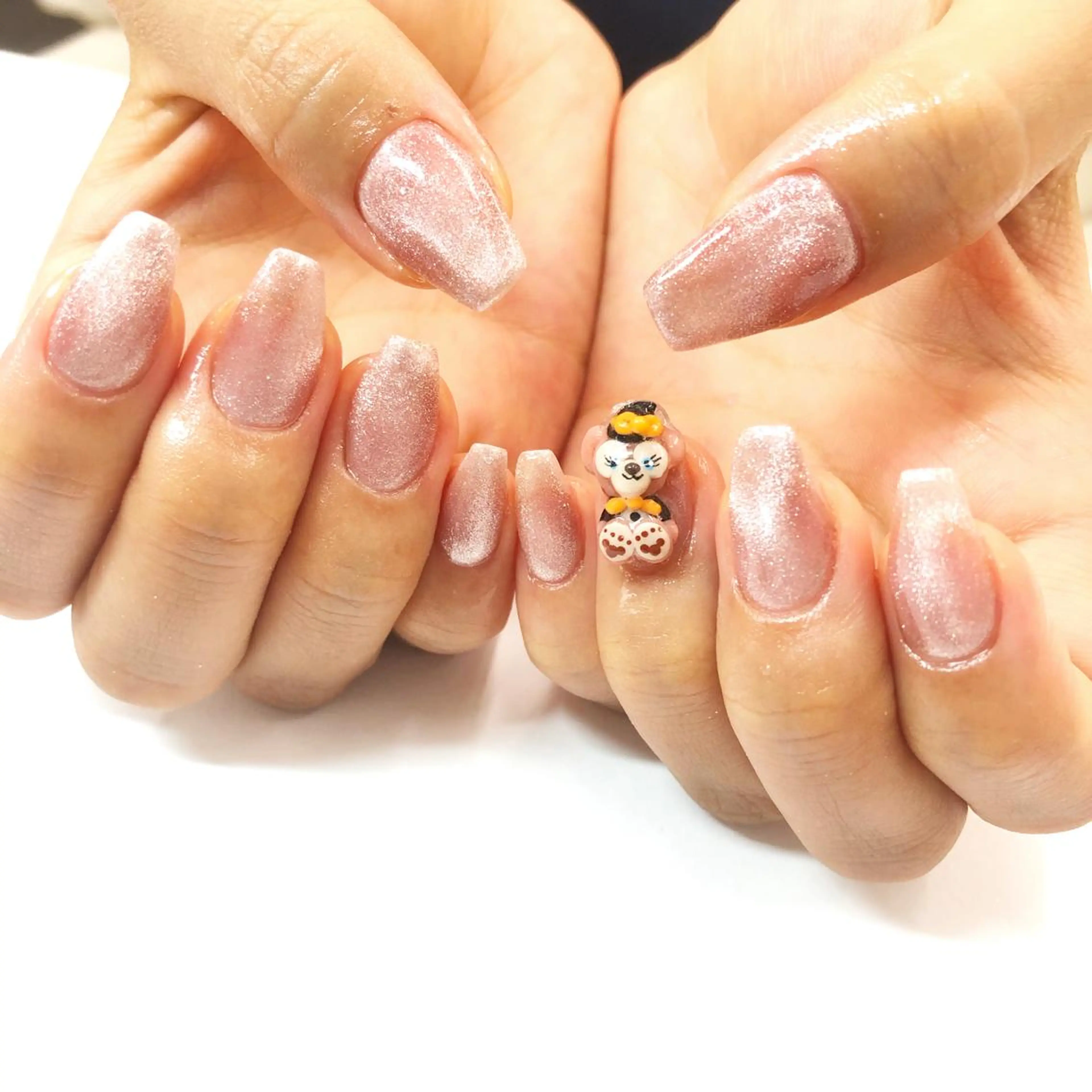 ネイル マグネットネイル ハンドネイル Minami 🍓のネイルデザイン