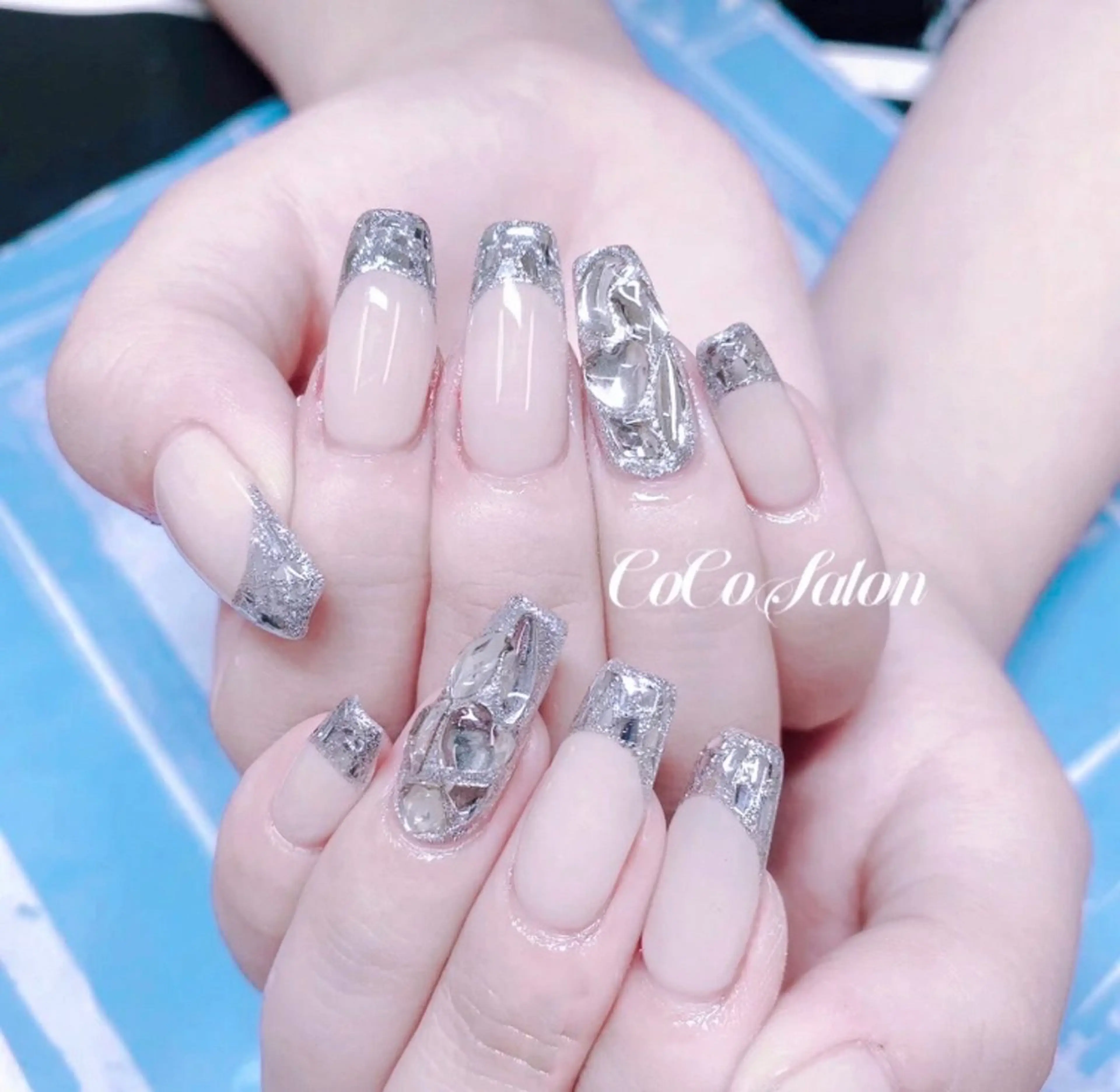 ネイル 成人式 フレンチネイル スカルプネイル ハンドネイル CoCo Salon ネイル/睫毛/脱毛のネイルデザイン