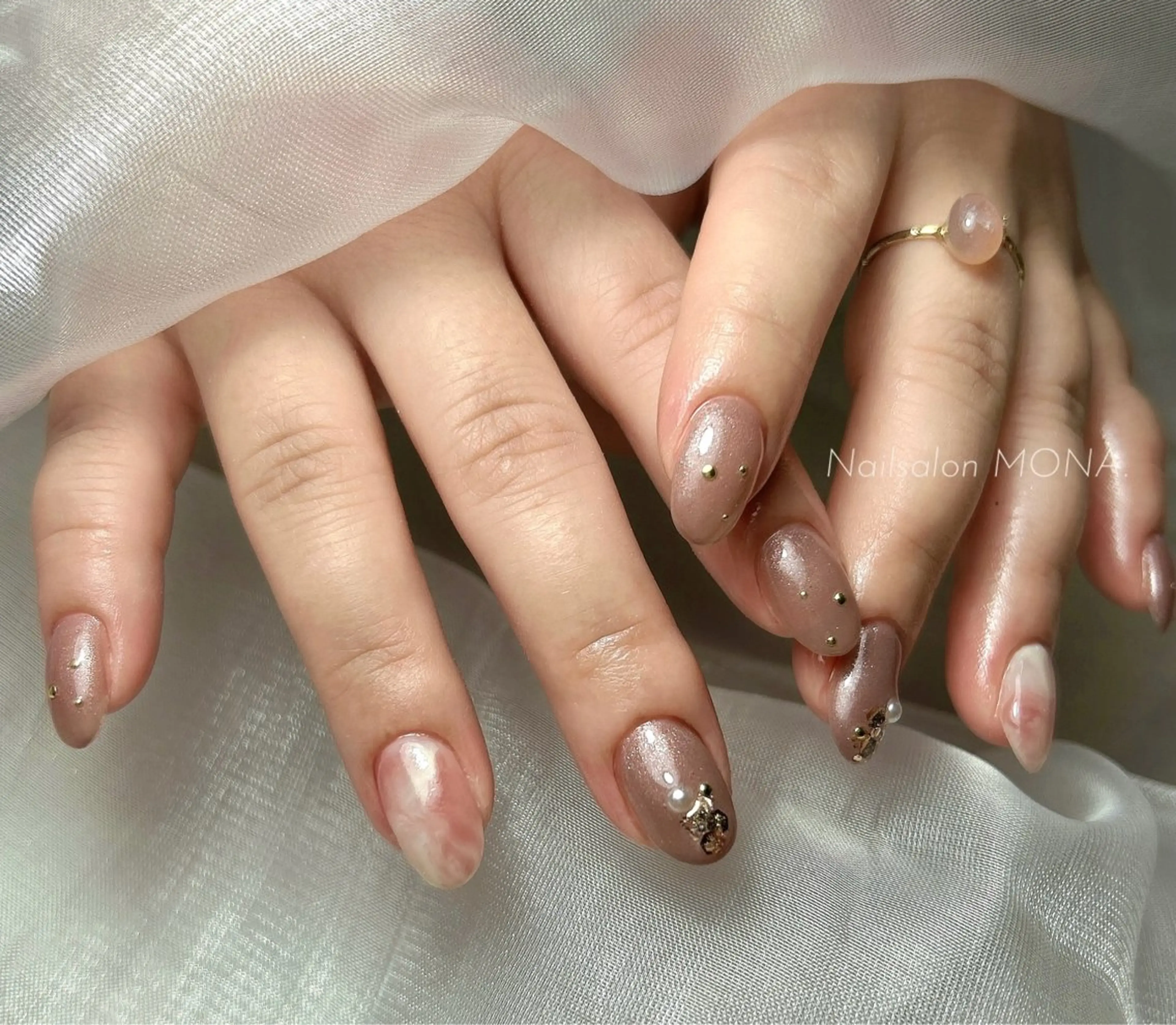 ネイル ニュアンスネイル オフィスネイル ハンドネイル Nailsalon MONA.のネイルデザイン