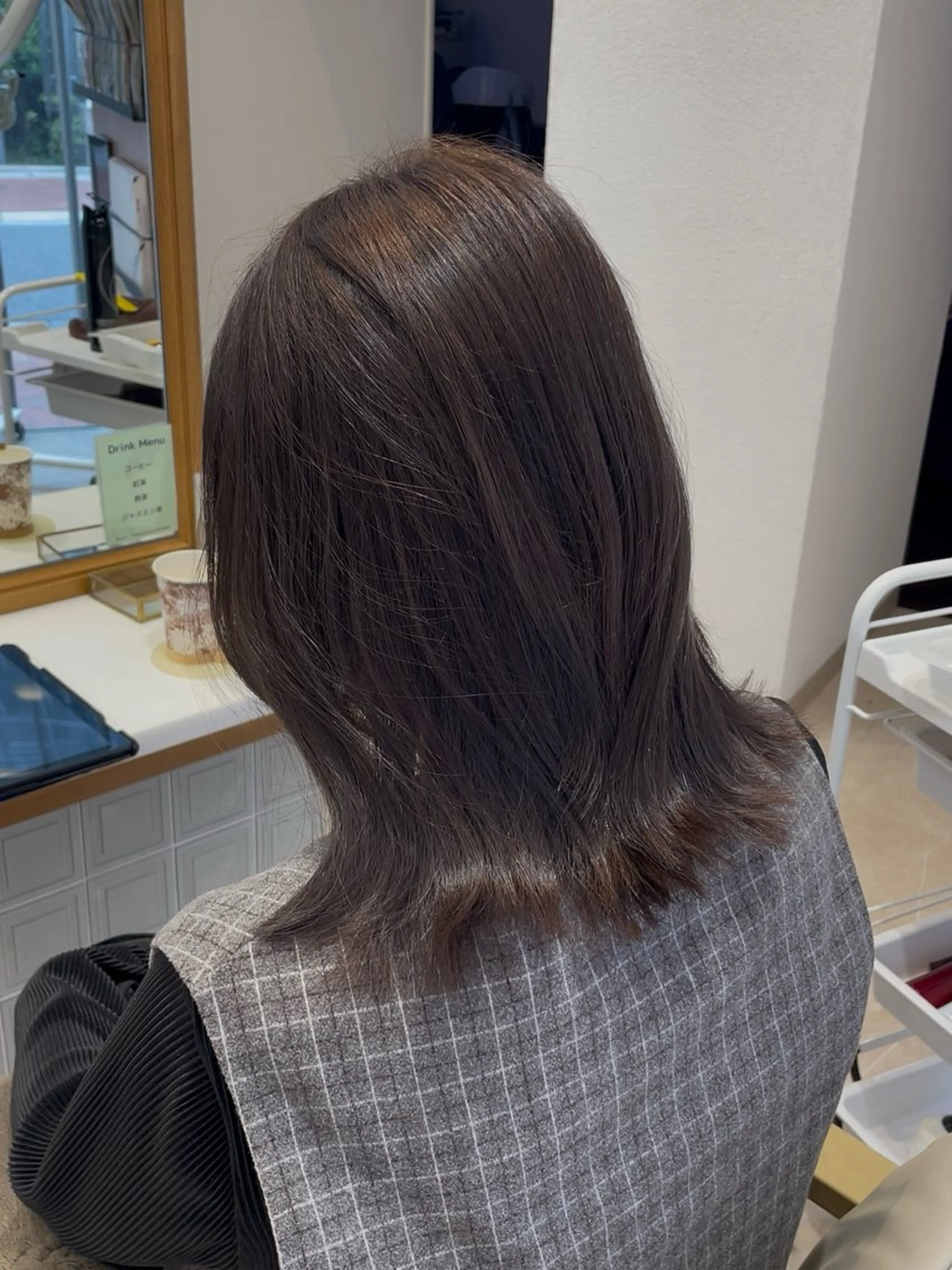 ミディアム カット ヘアカラー トリートメント 髪質改善ケア/透明感 カラー伊藤 千尋のヘアスタイル