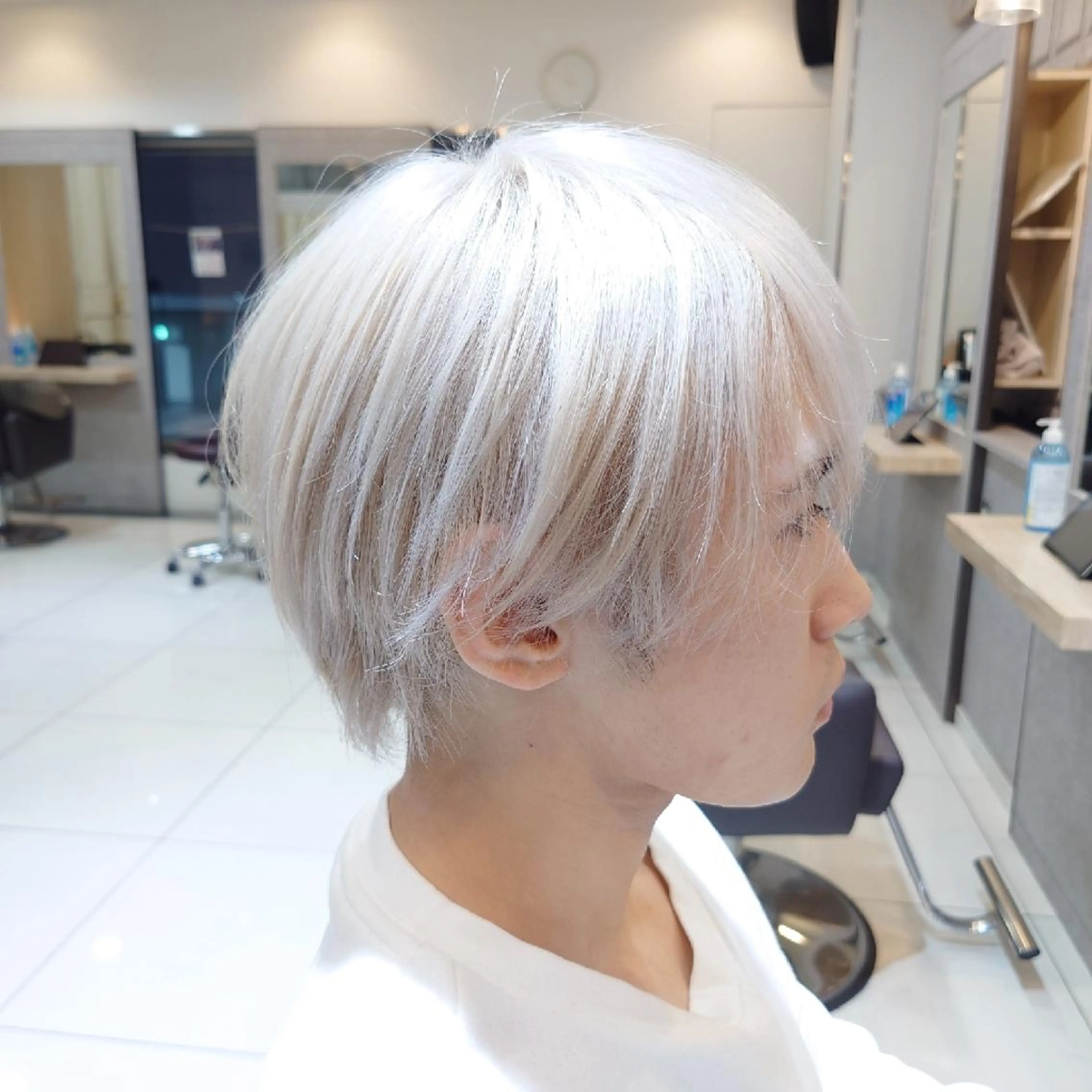 カラー メンズ F.hair salon所属・ハイトーン×髪質改善 🌈しゅんだい🌈のヘアスタイル