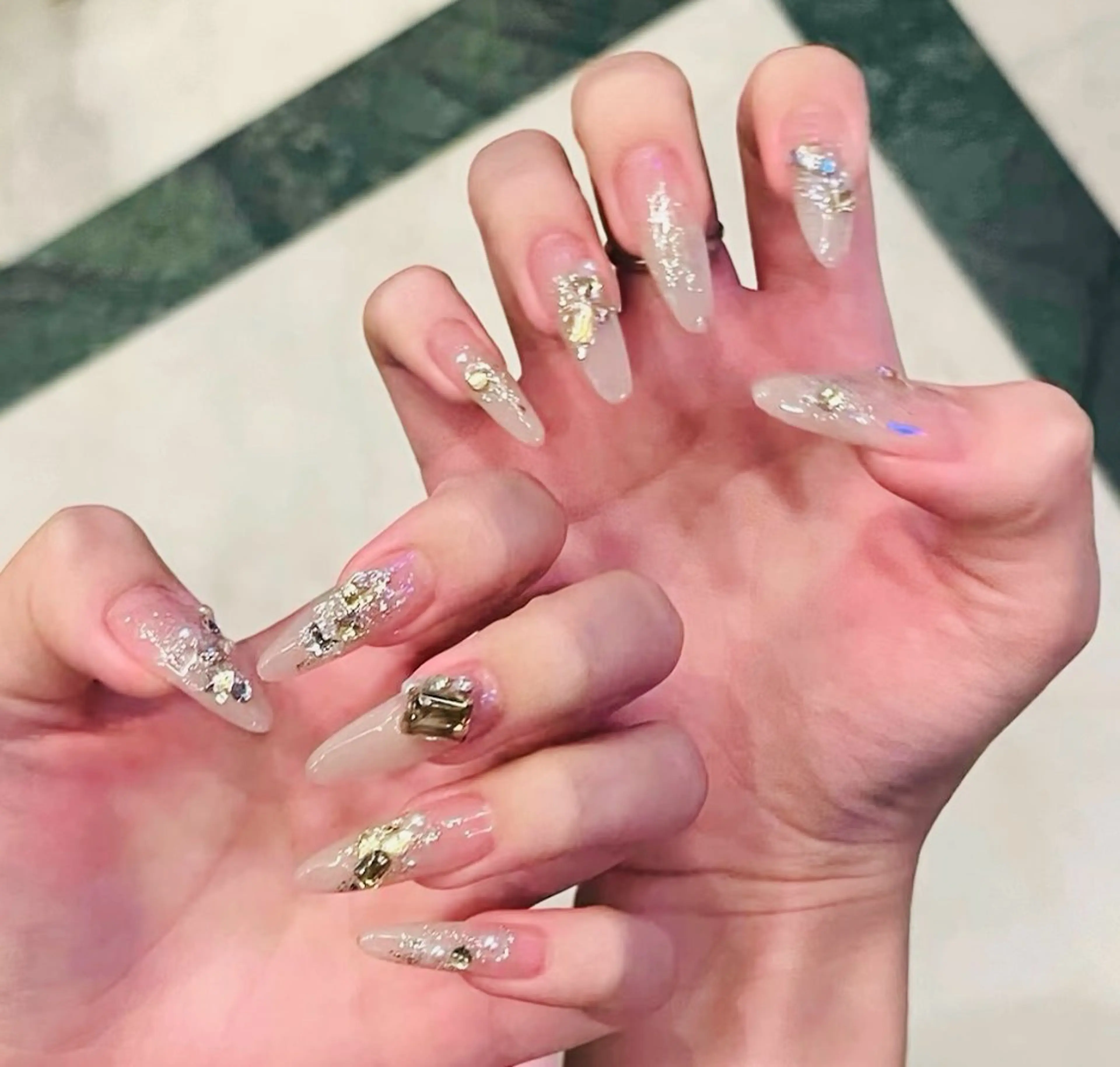 ネイル チークネイル 長さ出し フレンチネイル ガーリー 韓国ネイル sun nail池袋 モデル募集のネイルデザイン