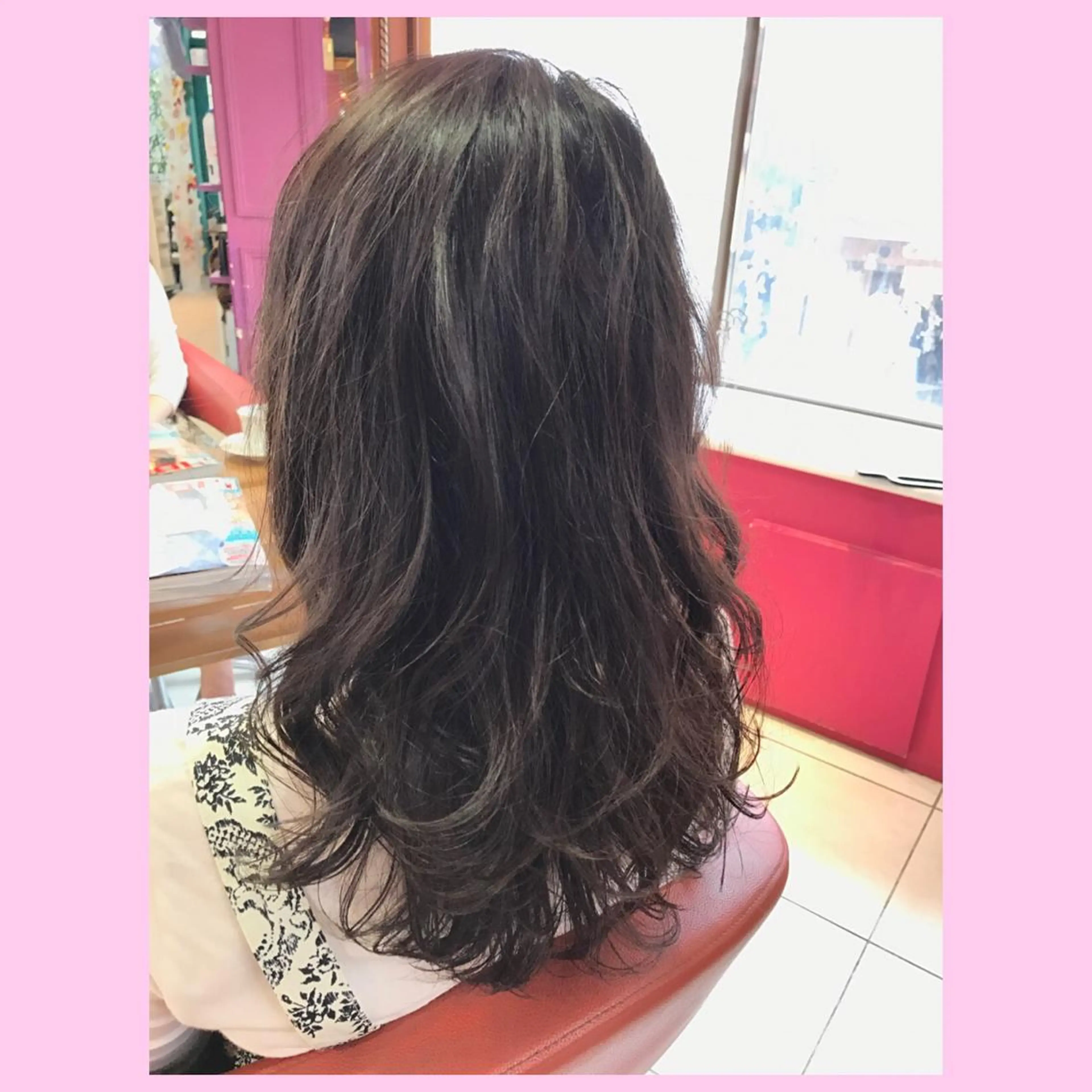 セミロング パーマ セミロングパーマ デジタルパーマ SHIN/レイヤー カット×クロスパーマのヘアスタイル