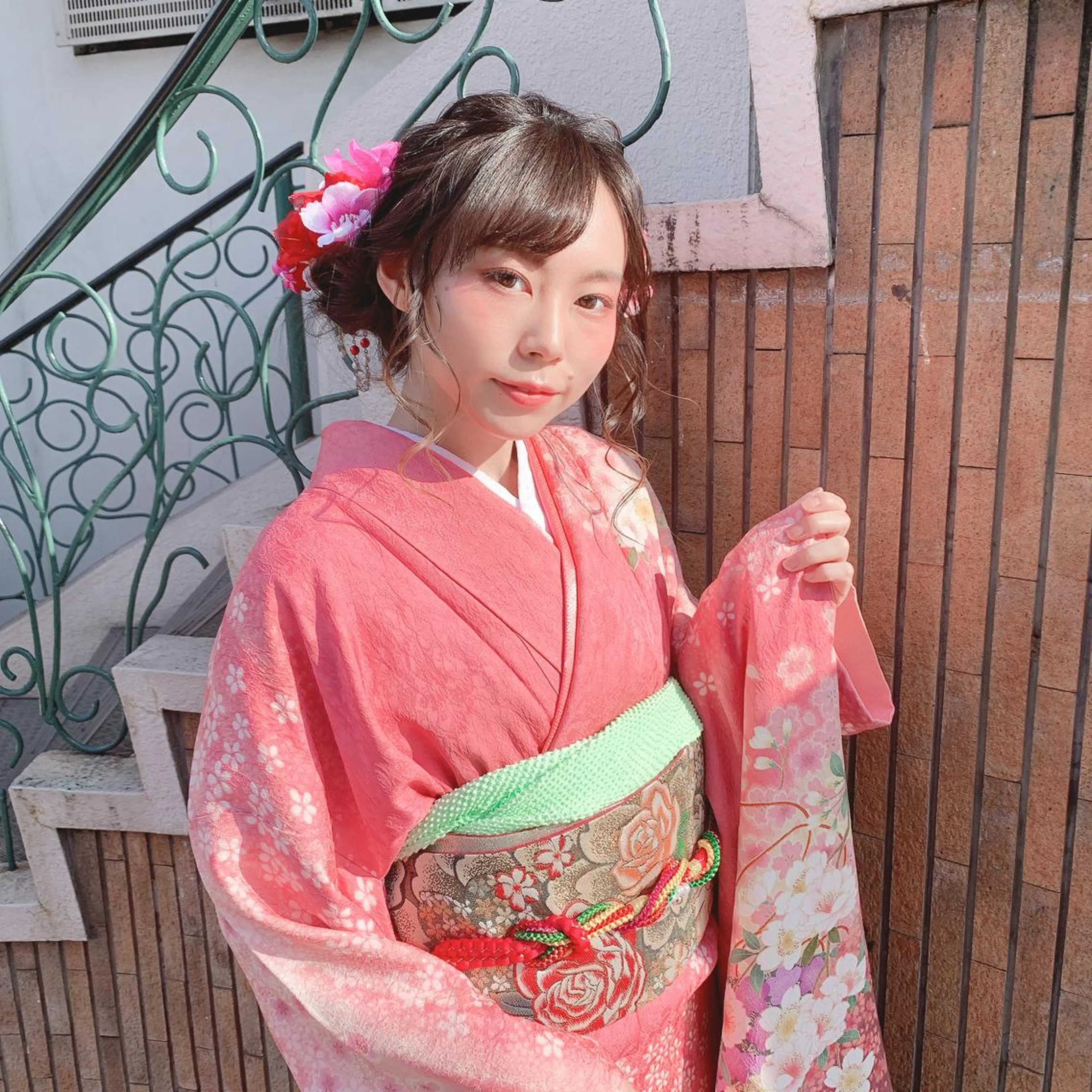 ミディアム カレンダー 弁天町Tomoのヘアスタイル