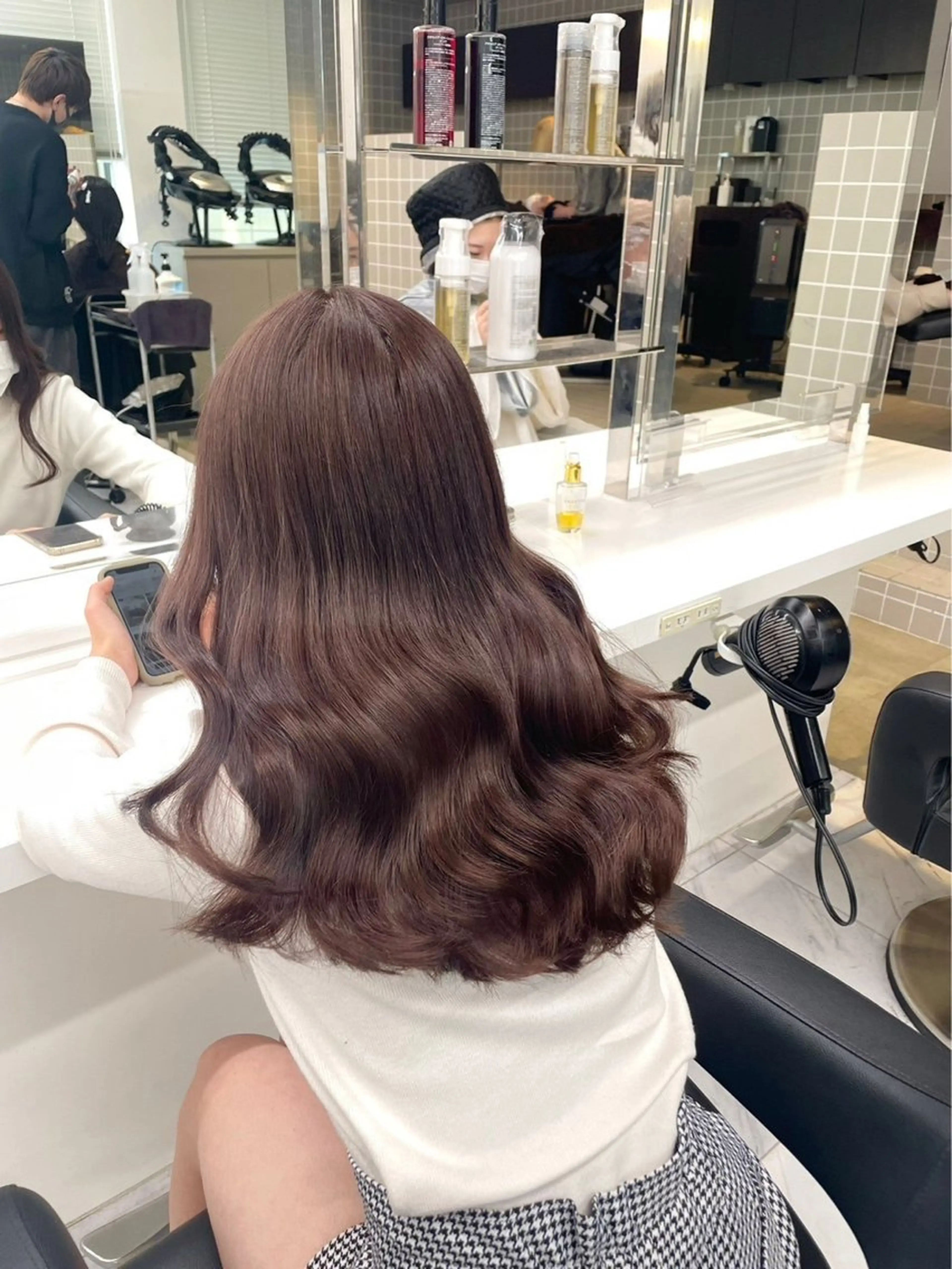 ロング まろっと艶感ブラウン ベージュ🤍まなかのヘアスタイル
