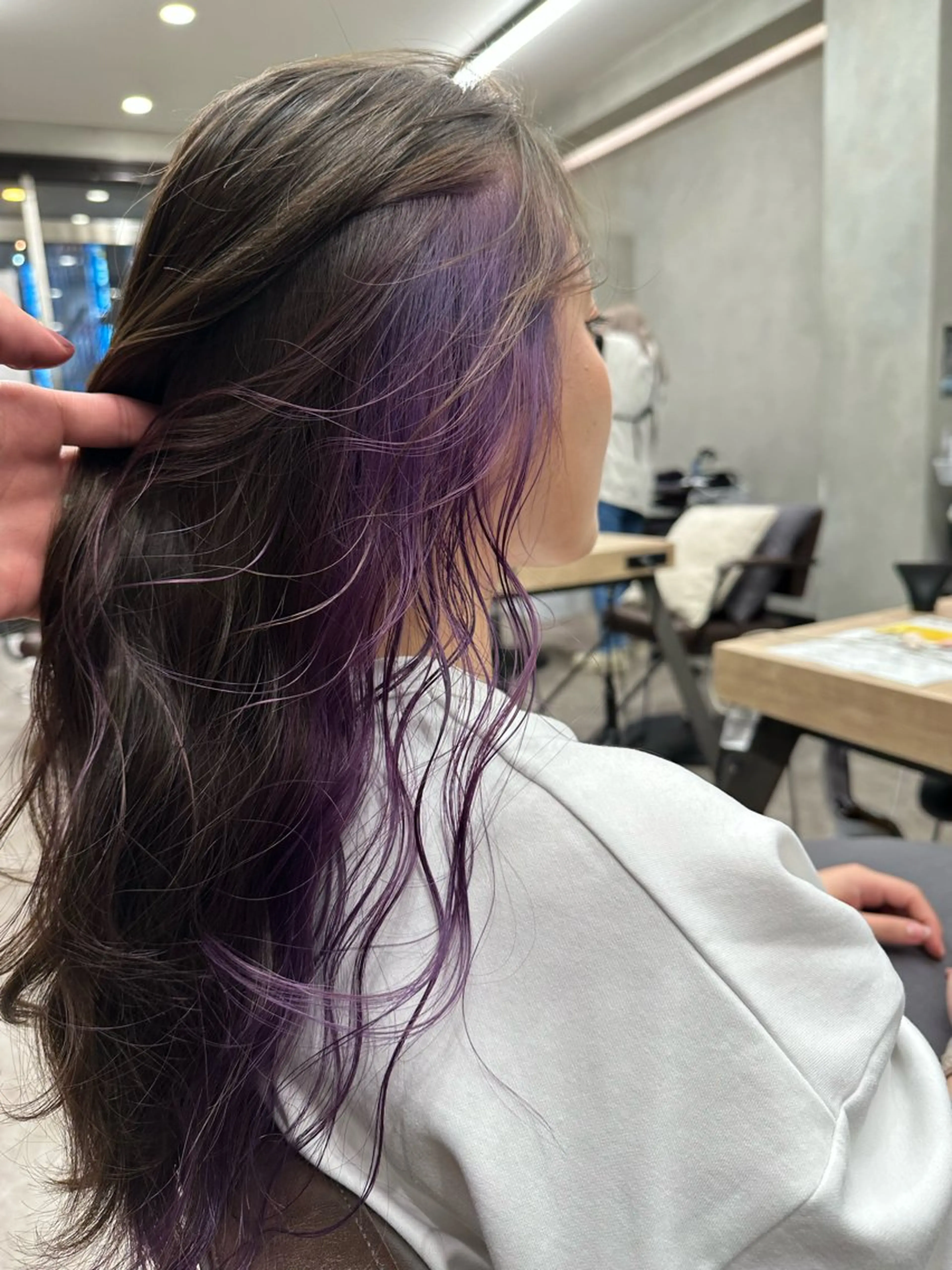 ロング カラー ブリーチ ヘアカラー トリートメント yu-kiハイトーン /ブリーチ無しカラーのヘアスタイル