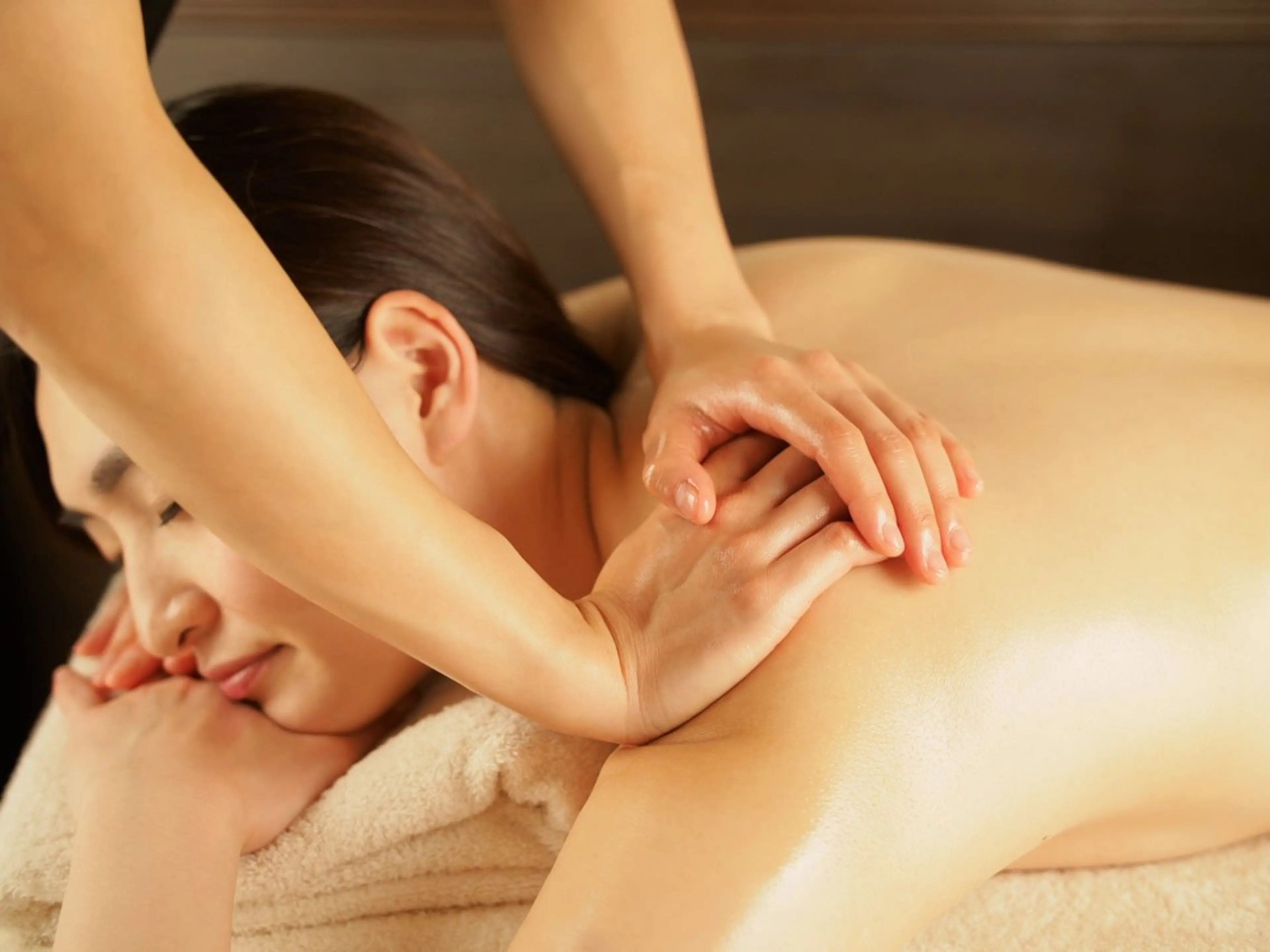 リラク relaxation 莉杏所属・relaxation 莉杏のエステ・リラクイメージ