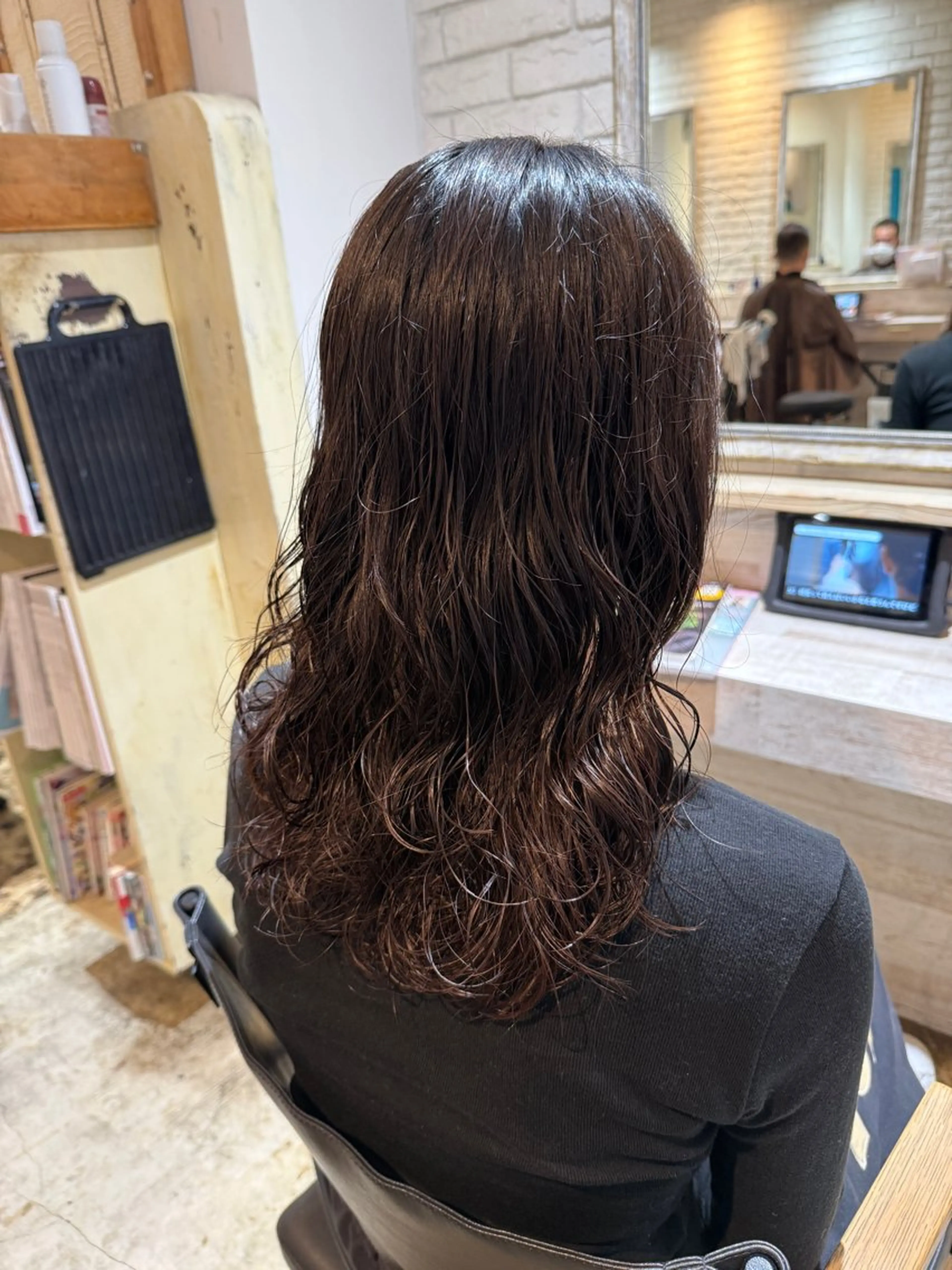 セミロング カラー カット パーマ トリートメント 透明感カラー/パーマ 🌀アオノのヘアスタイル