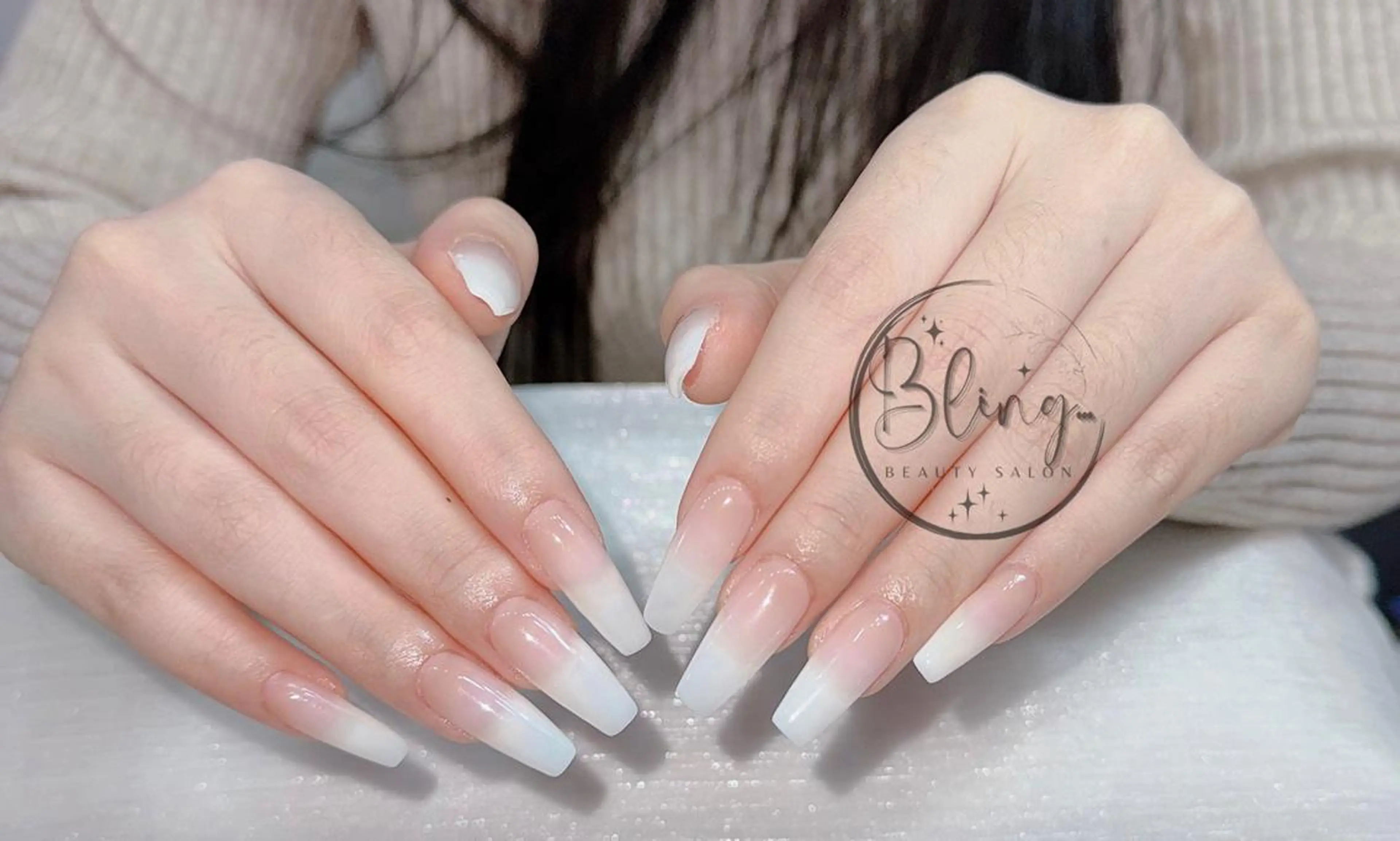 ロング 韓国風ヘア ハンドネイル Bling Salonのネイルデザイン