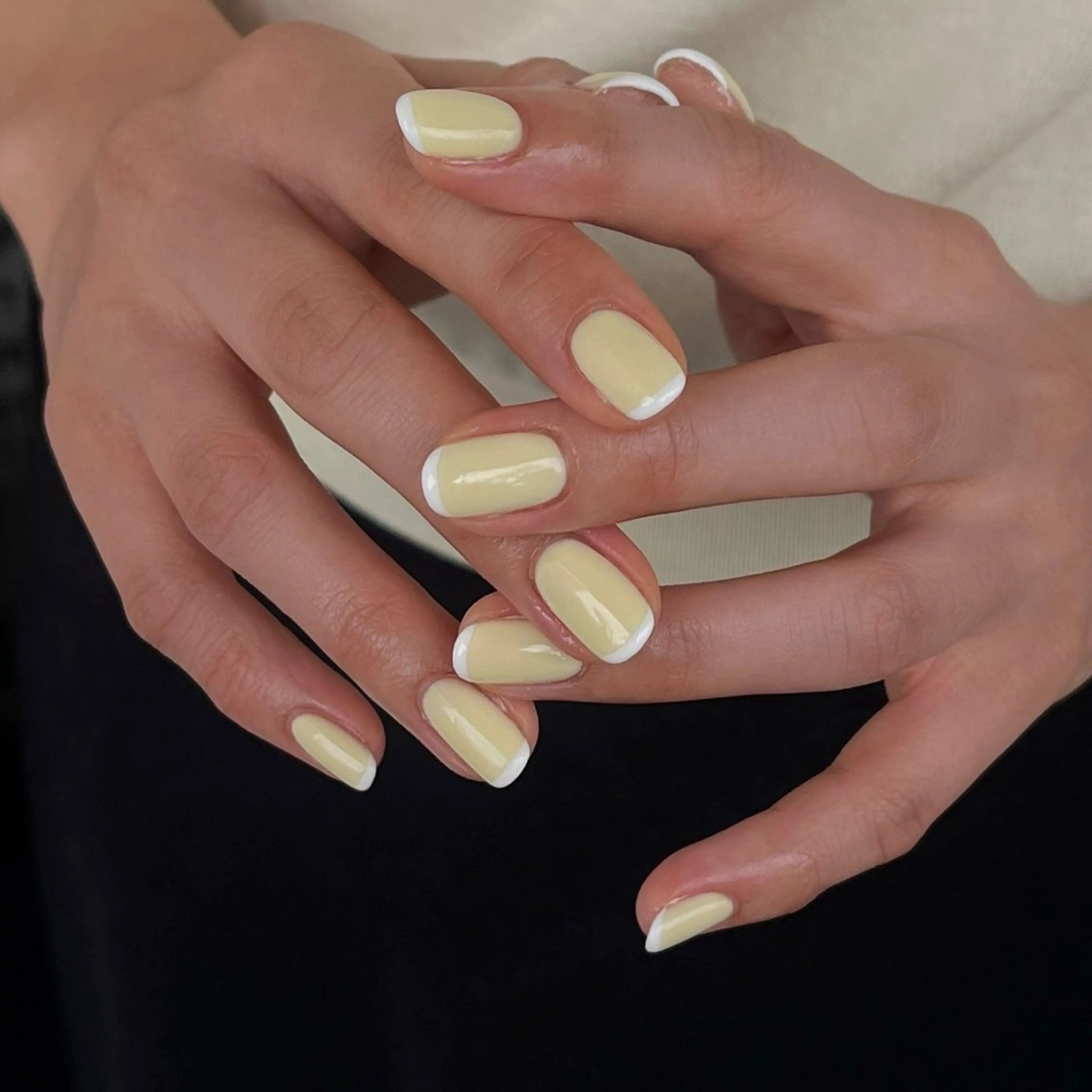 【オフ無し】フレンチ/グラデーションの写真