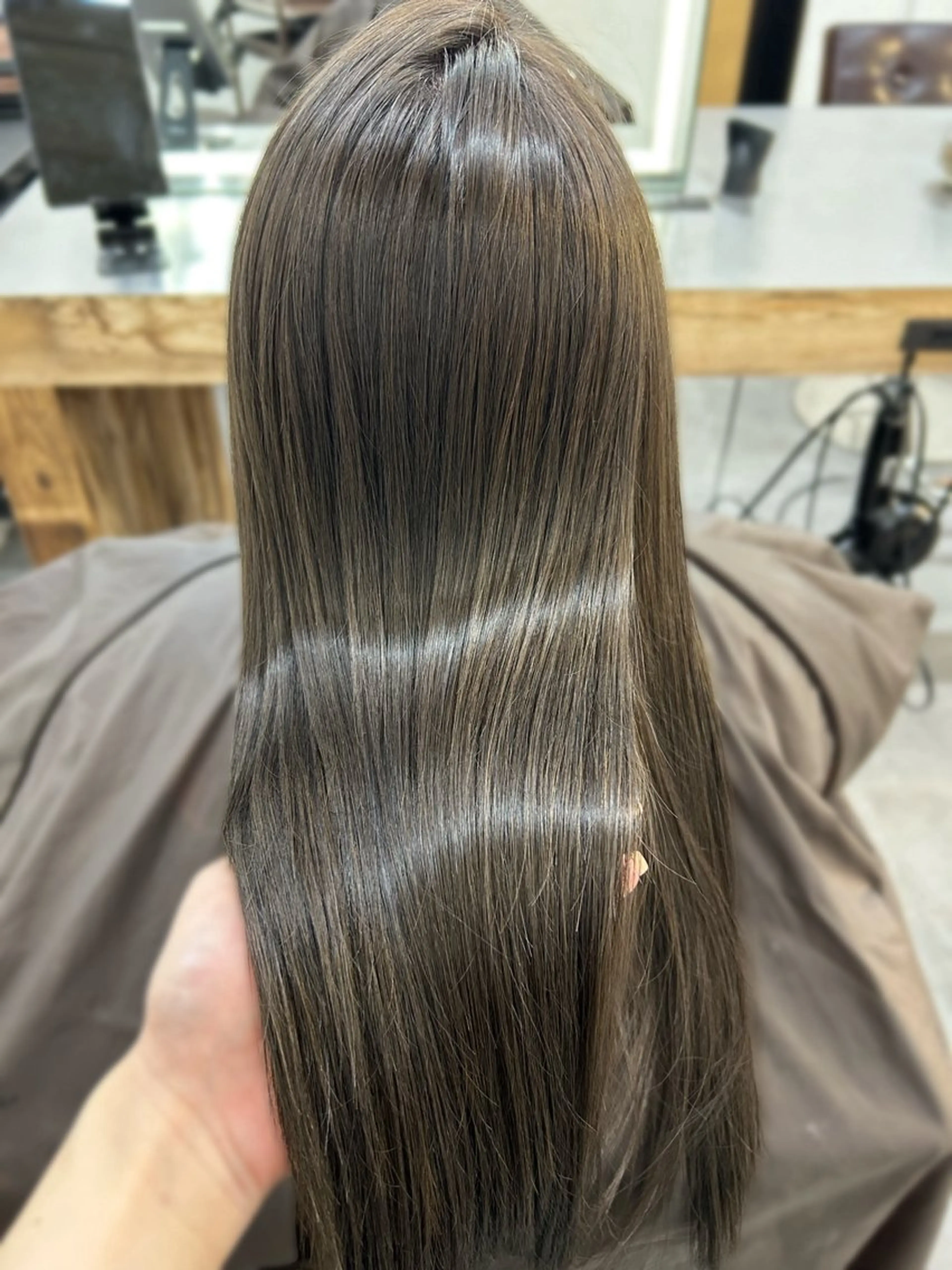 ロング カラー 透明感カラー HARUKA 🤍のヘアスタイル