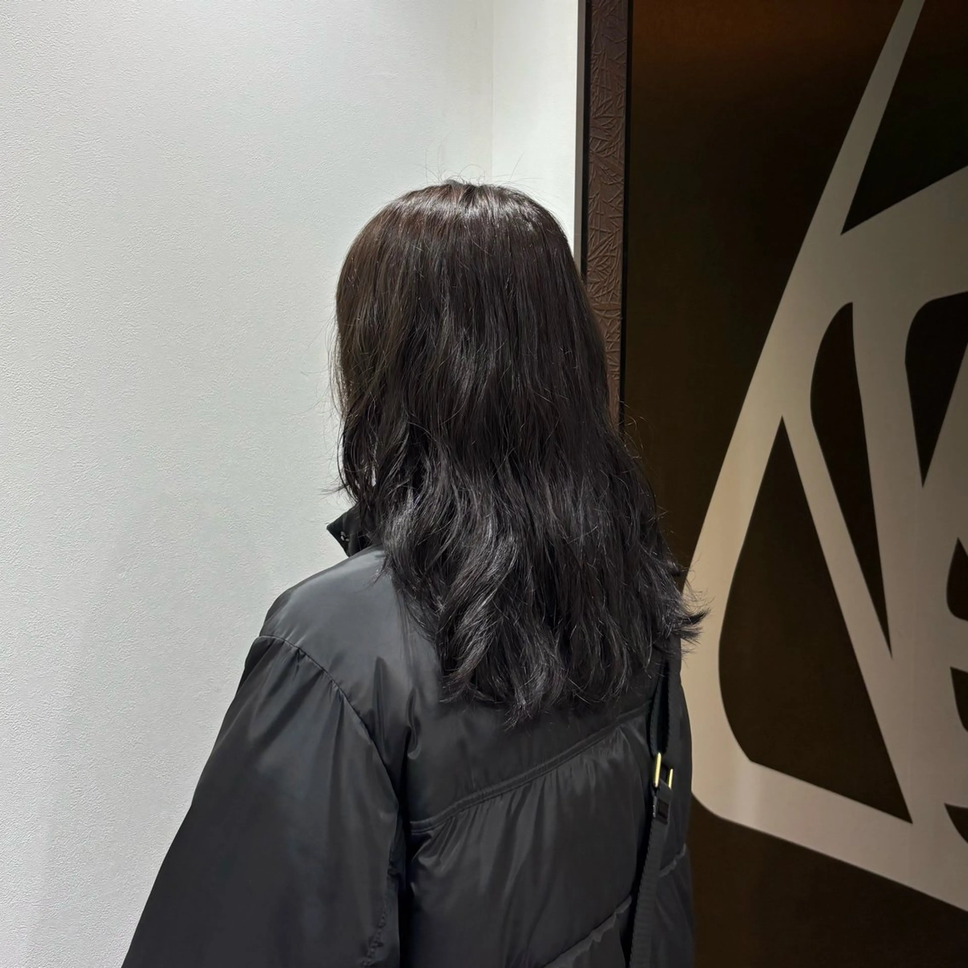 セミロング カラー 透明感カラー グレージュ 🌸石間伏 愛理🌸のヘアスタイル