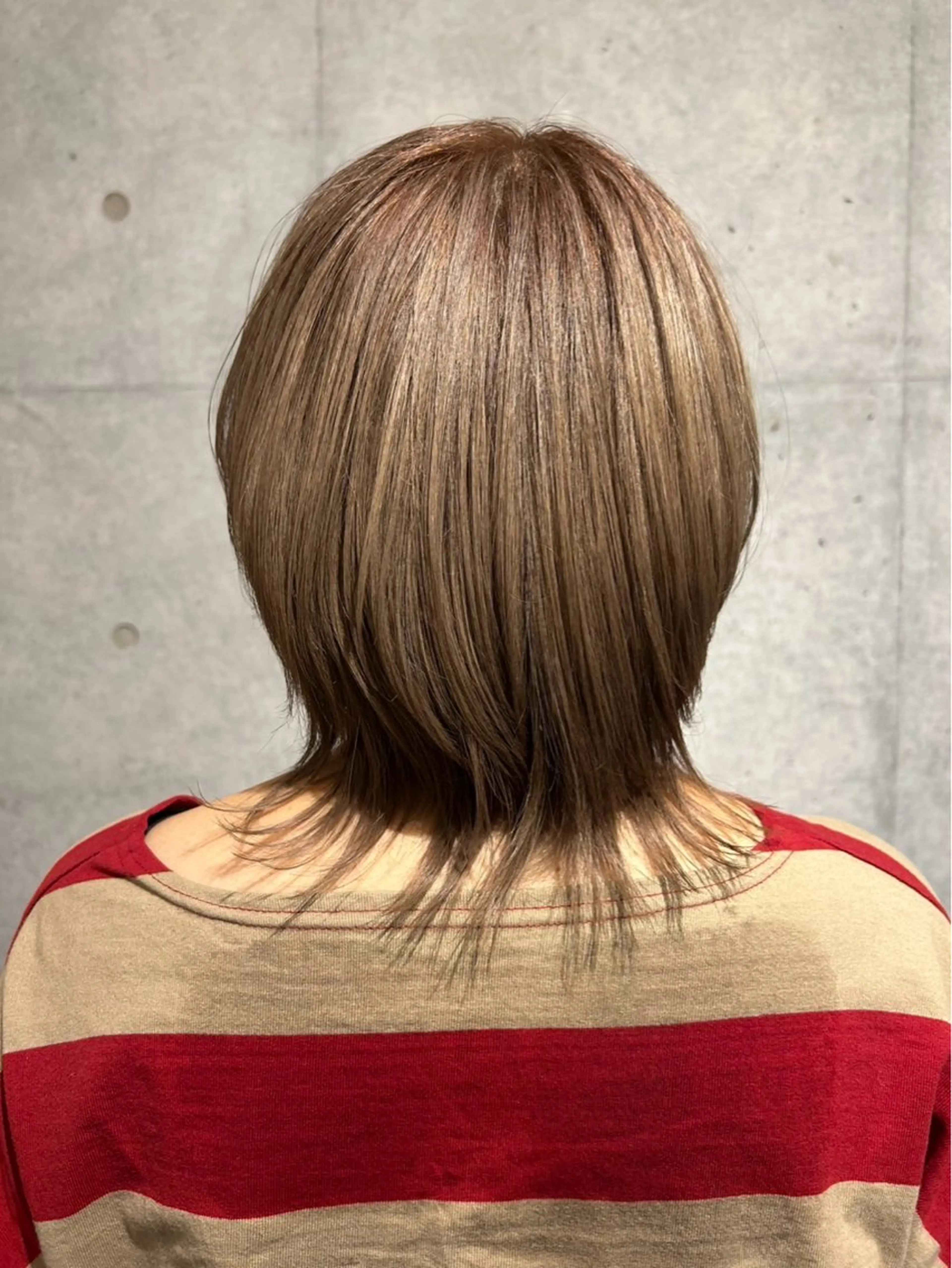 ショート カラー vi camino ミヤデラのヘアスタイル