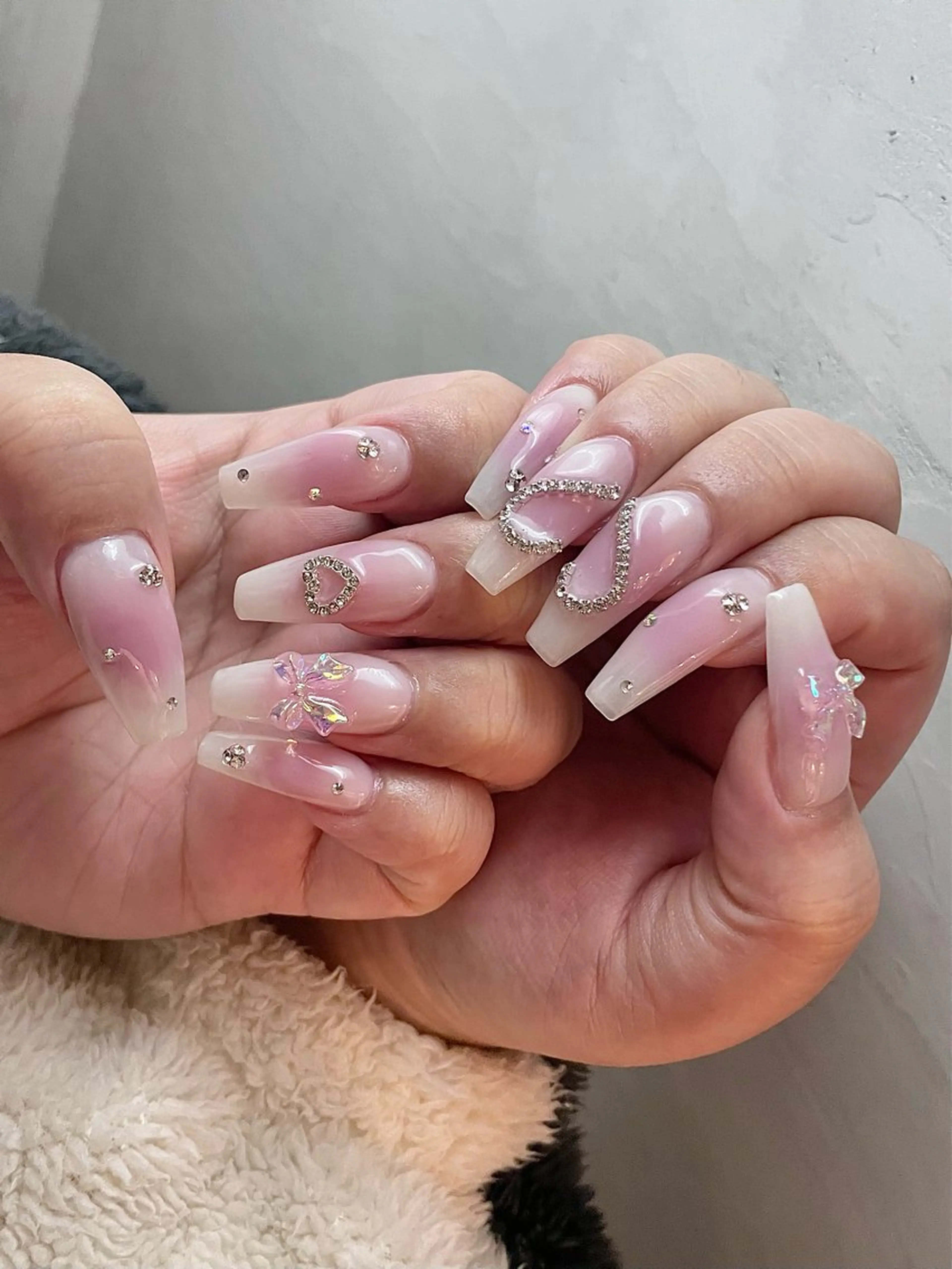 ネイル ハンドネイル solu nail所属・碇 千波のネイルデザイン