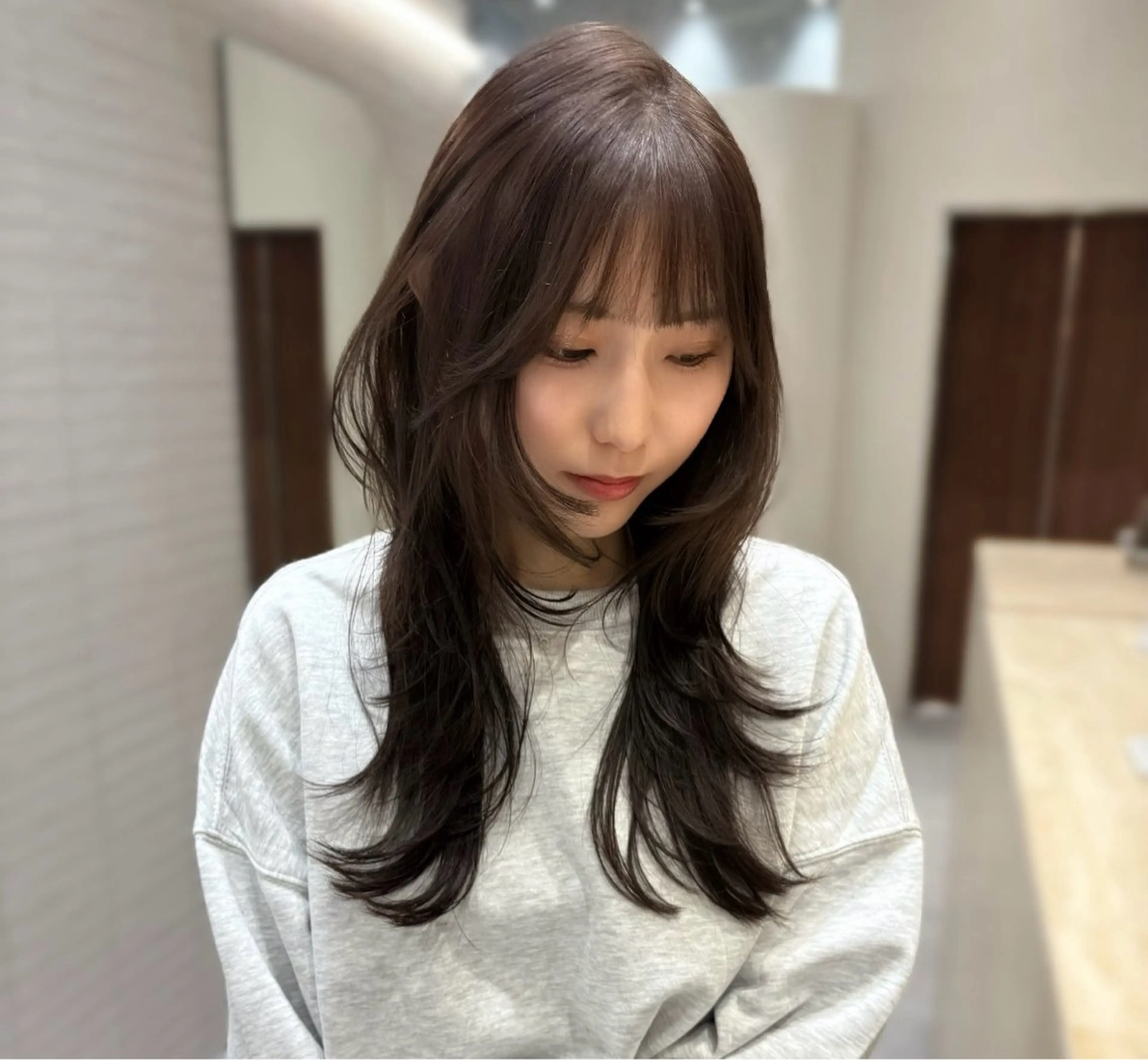 ロング カラー ベージュカラー カット ヘアカラー トリートメント ナツミ/透明感カラー /酸性ストレートのヘアスタイル