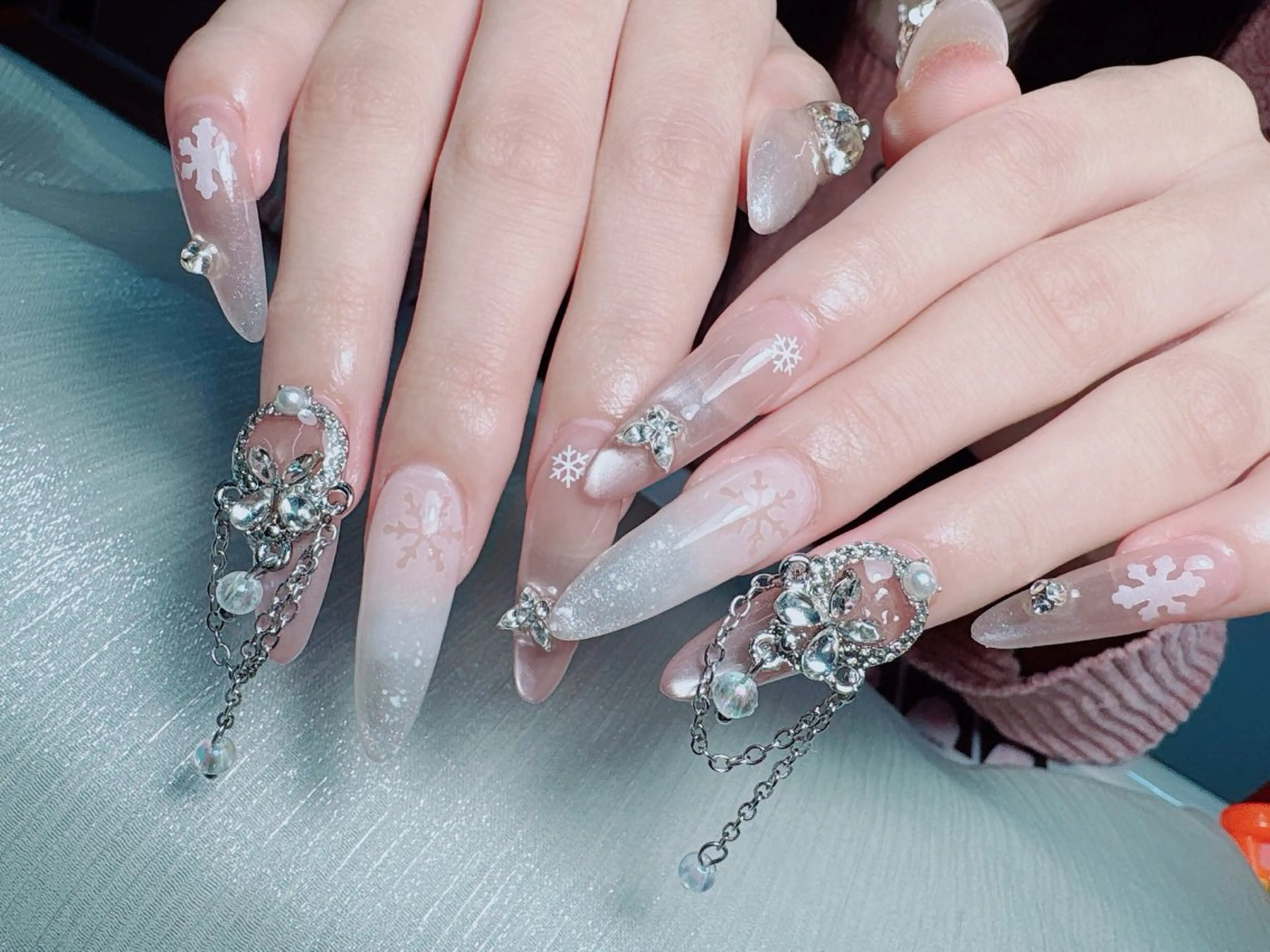 ネイル ハンドネイル Yuxi Beauty salon 【ユーシィー ビューティ サロン】所属・ユーシーネイルサロン 池田公園店のネイルデザイン