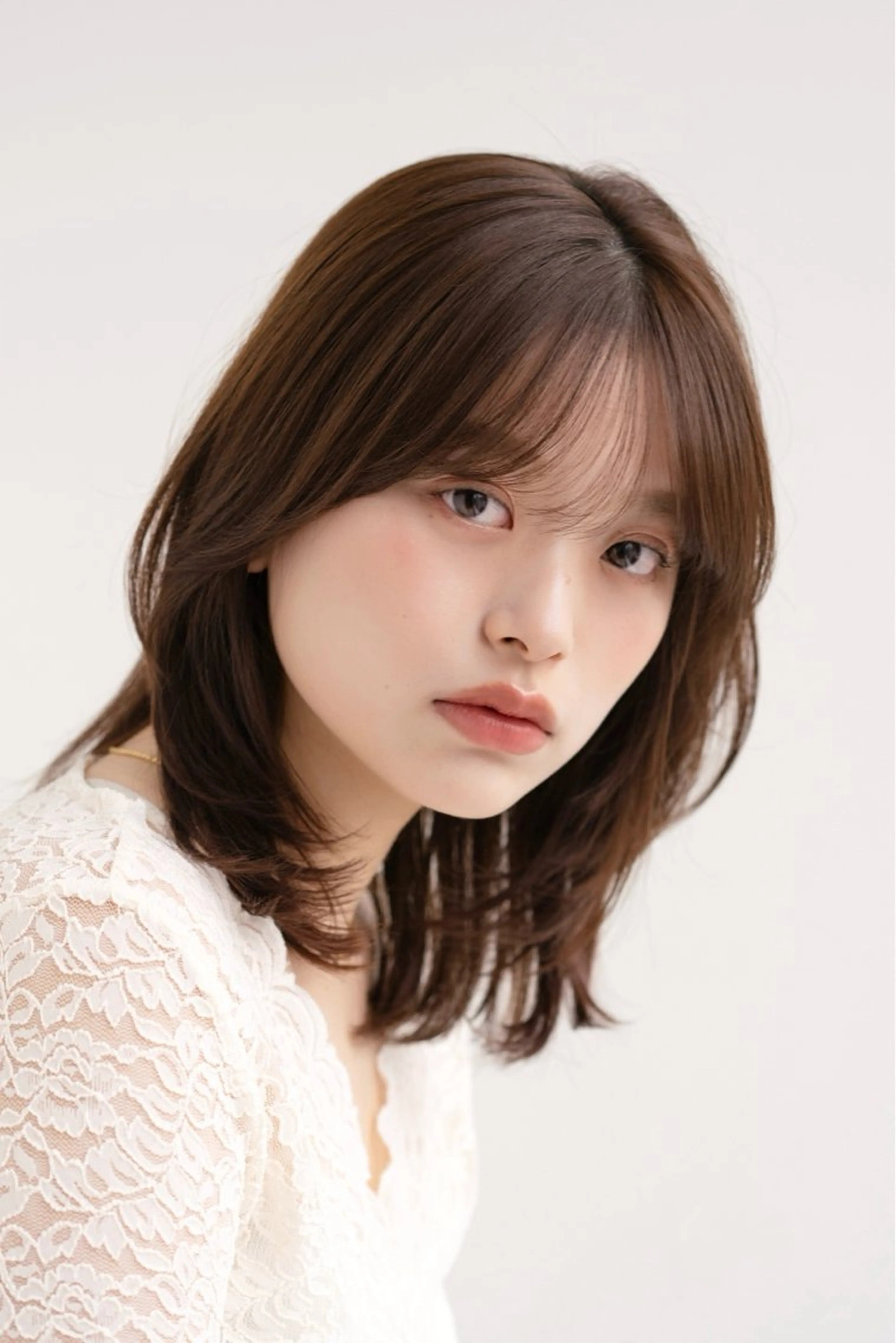 ミディアム カラー グレージュ/レイヤー /ボブ/moyu🎀のヘアスタイル