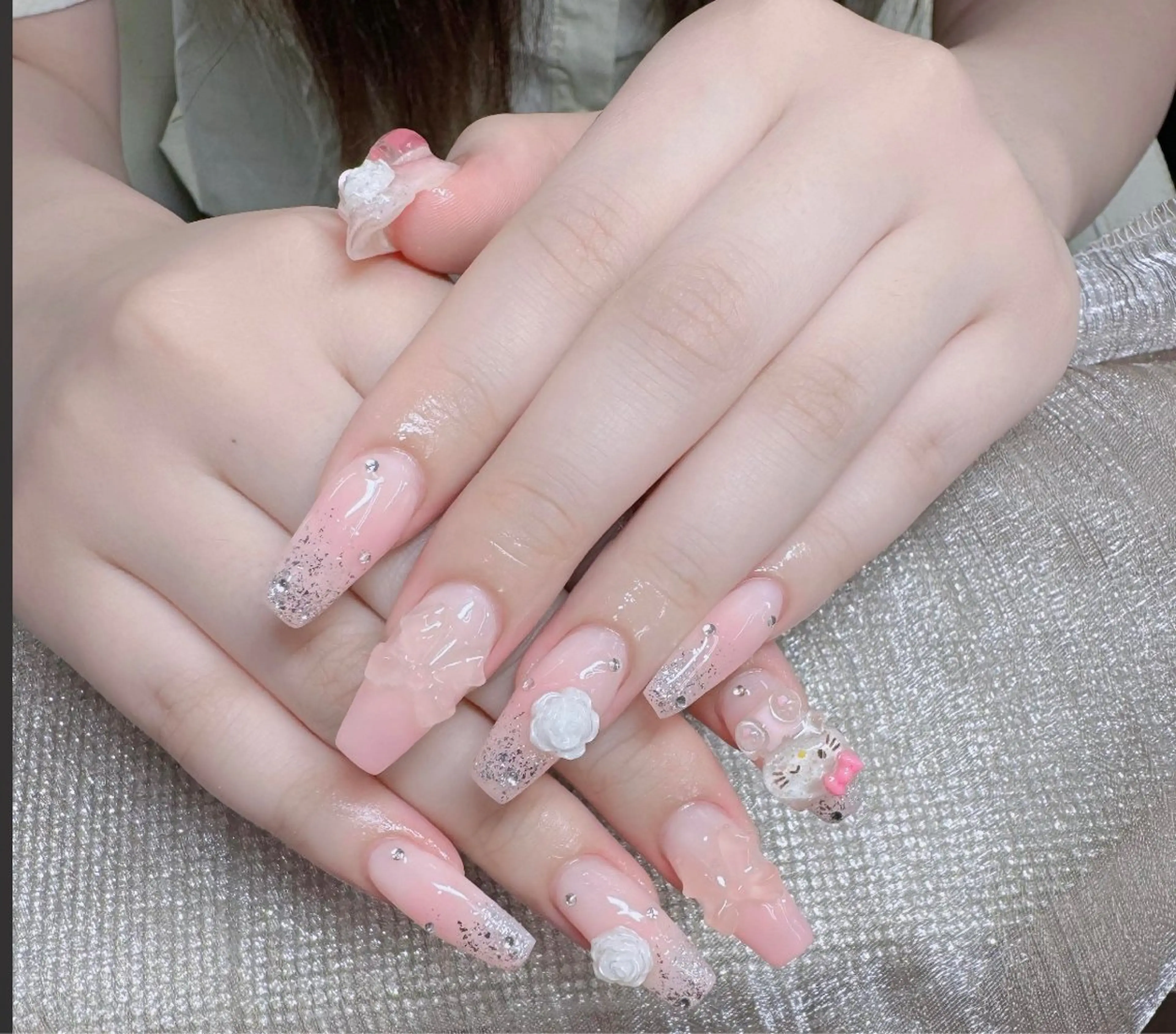 ネイル フレンチネイル ジェルネイル ガラスフレンチ ハロウィン ハート ハンドネイル H.baby Nail Salonのネイルデザイン