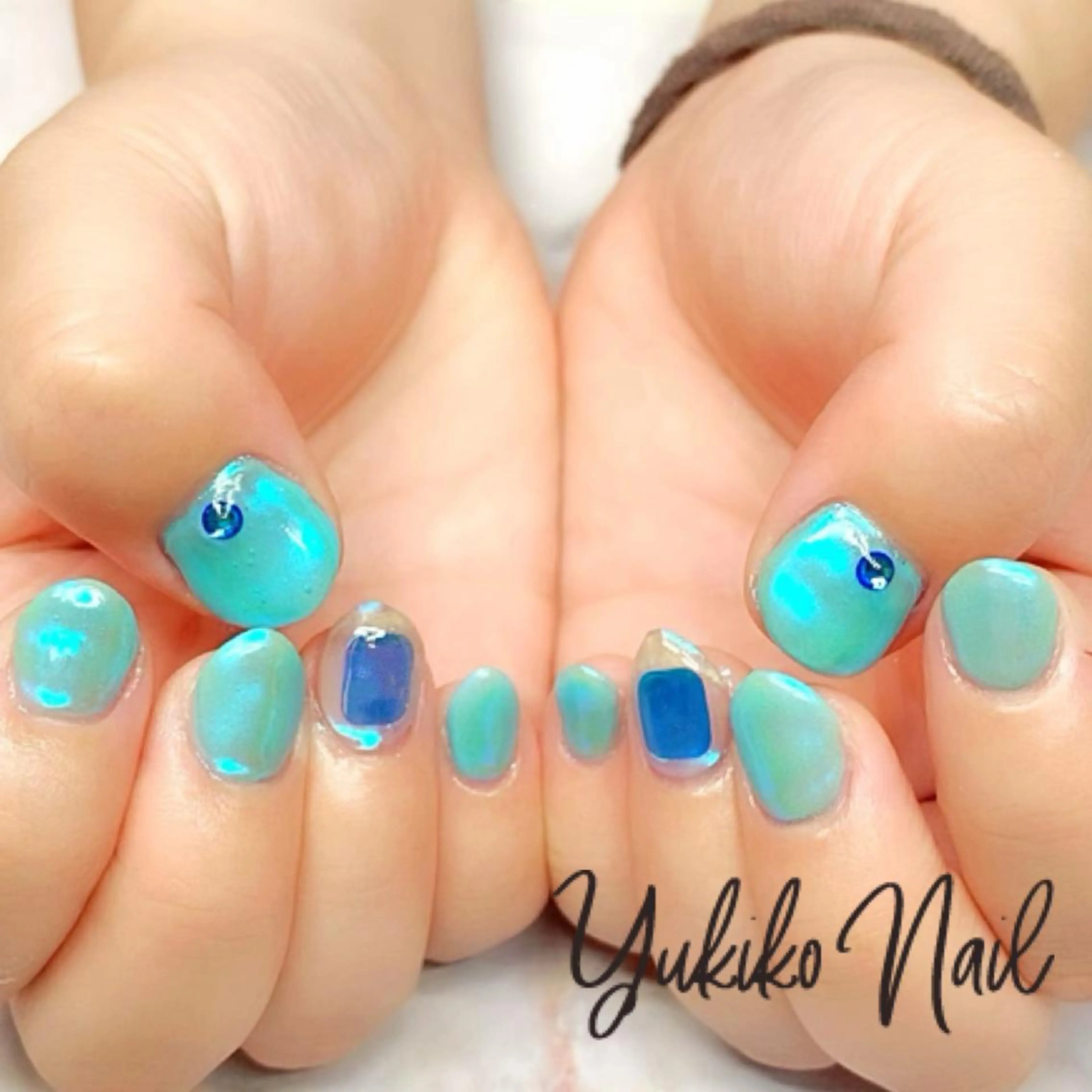 ネイル 氷ネイル・うるうるネイル ハンドネイル ユキコ ネイルのネイルデザイン