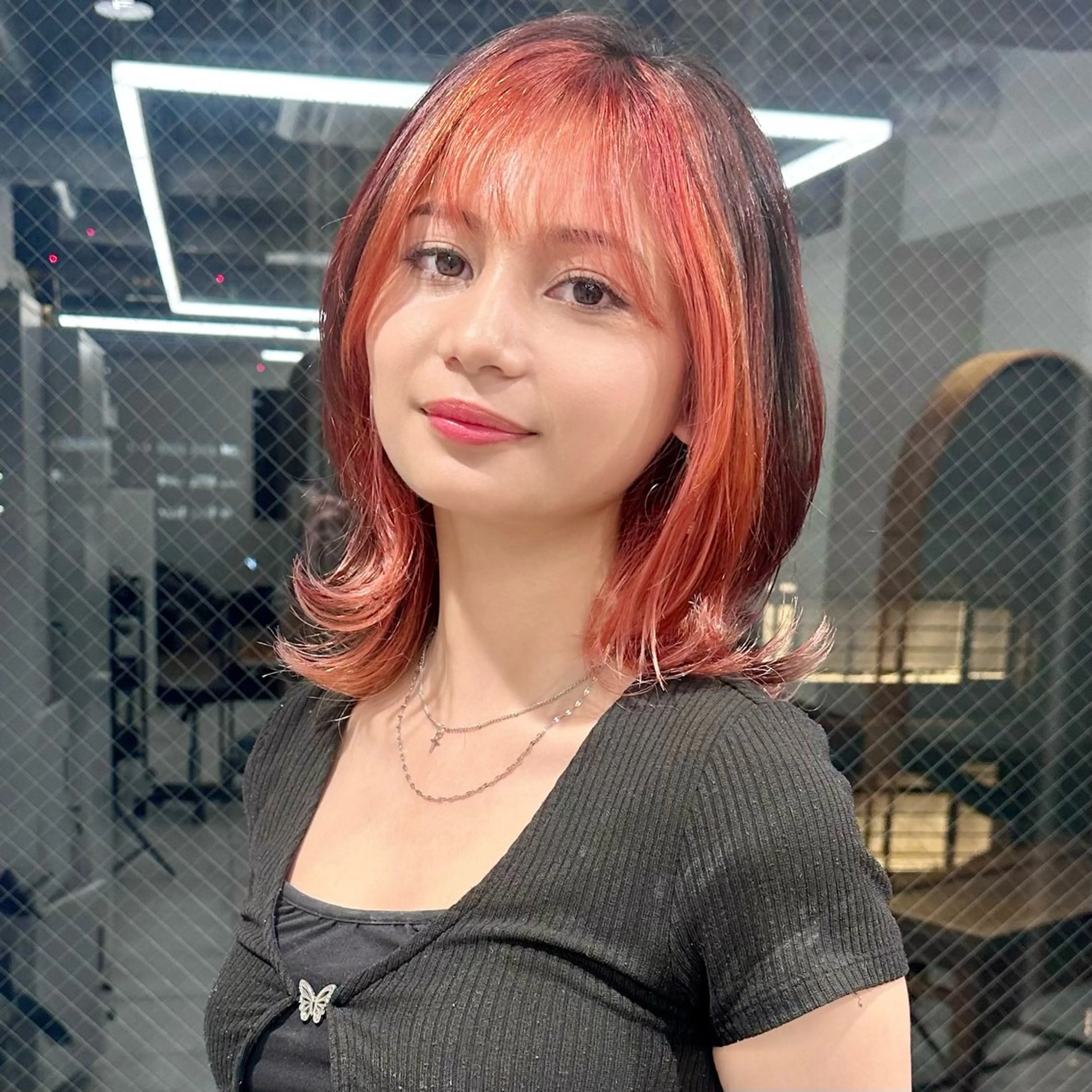 ミディアム カラー ブリーチなし/レイヤ ー特化🌈Tommyのヘアスタイル