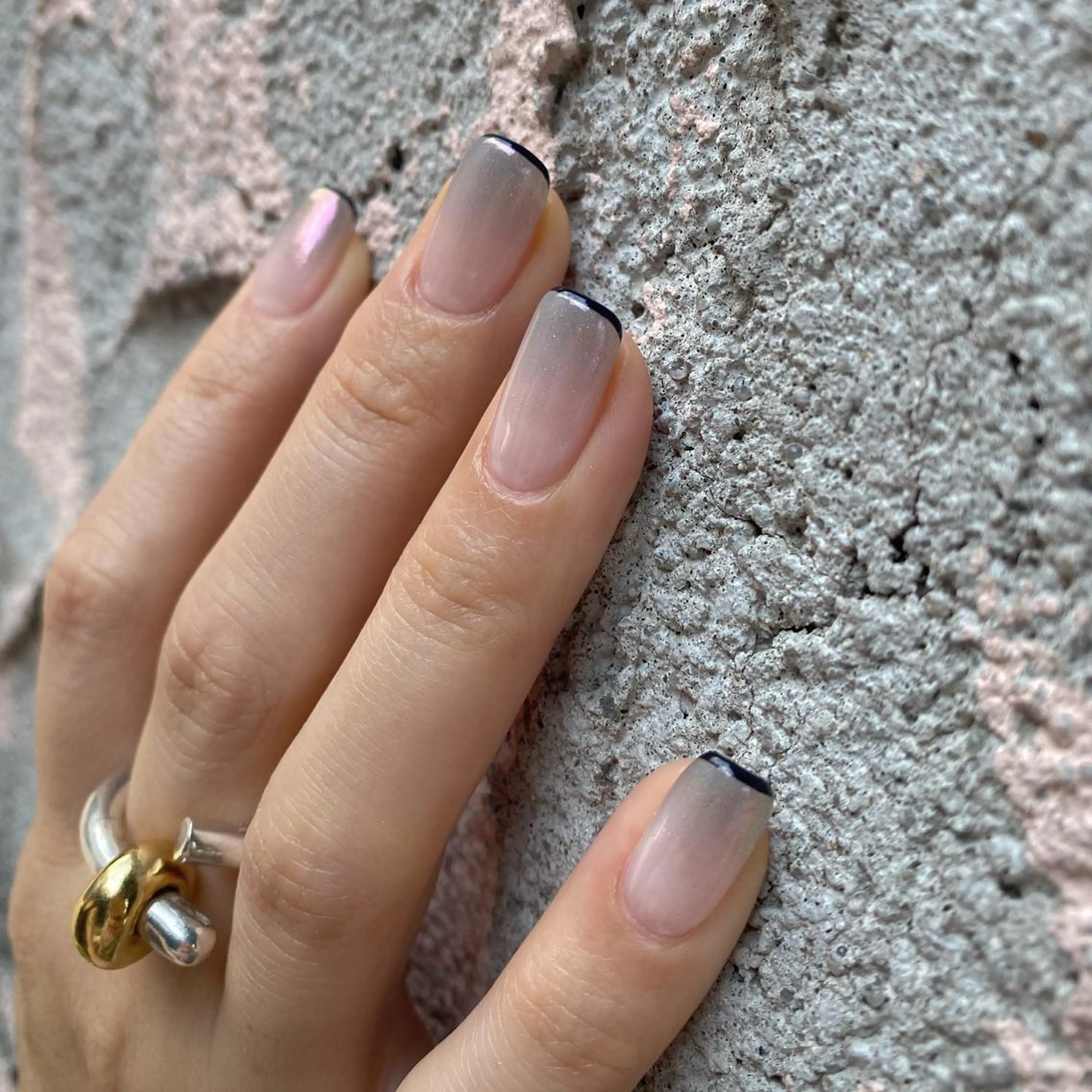 ネイル フレンチネイル グラデーション 🌼大西洋子 laughl🌼のネイルデザイン