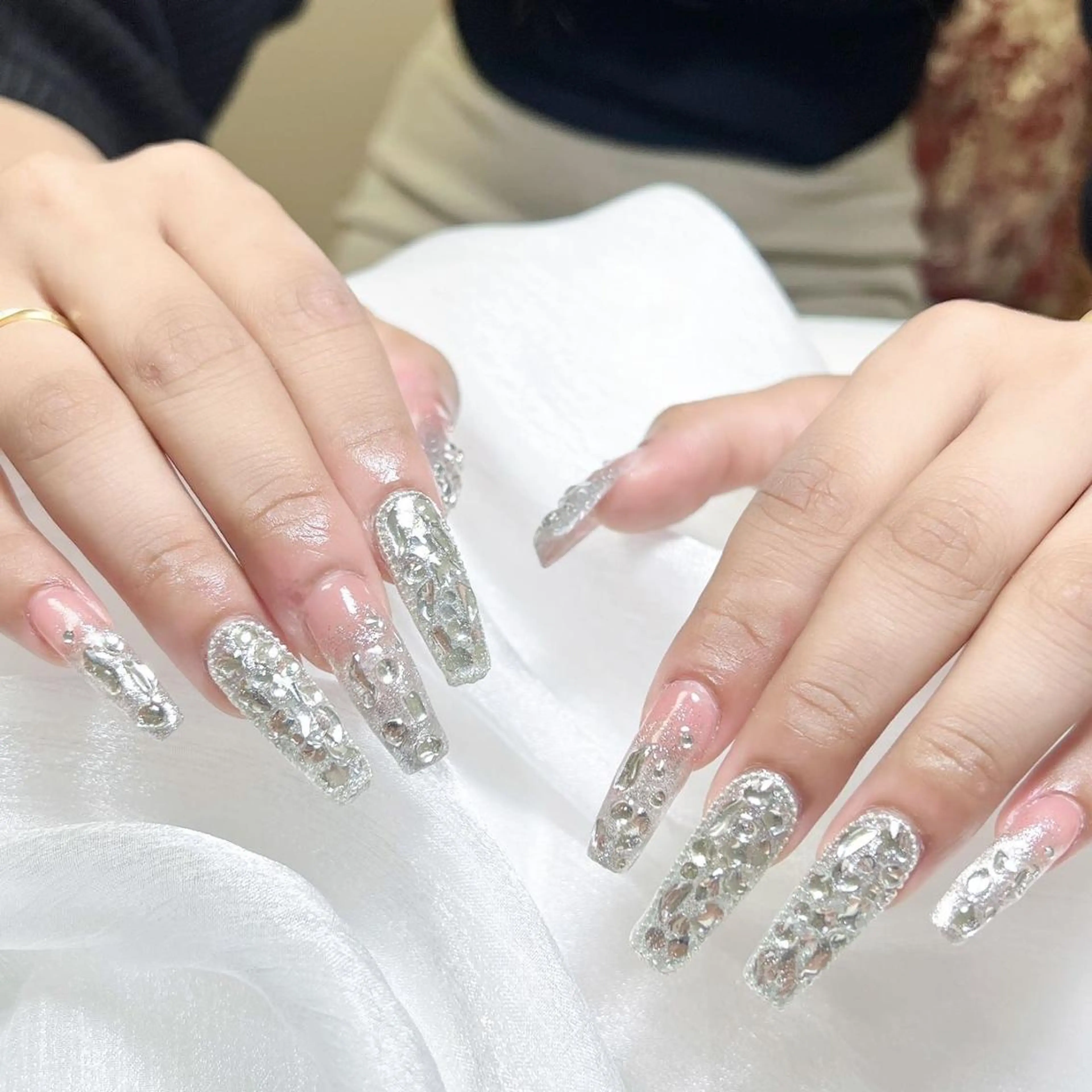 ネイル 持ち込み ハンドネイル Nail salon 木にいるのネイルデザイン