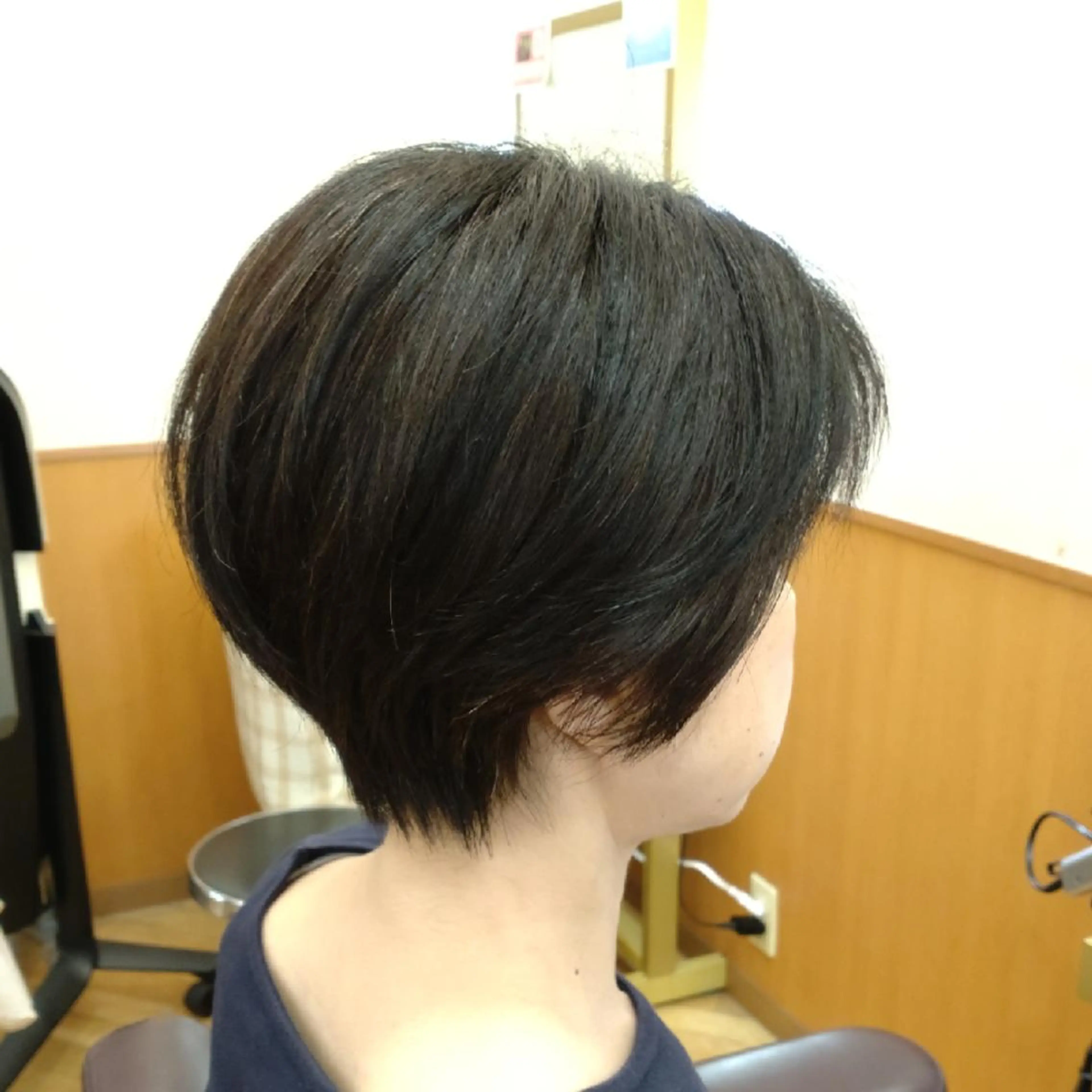 ショート カット ヘッドスパ 仮屋 敬介のヘアスタイル