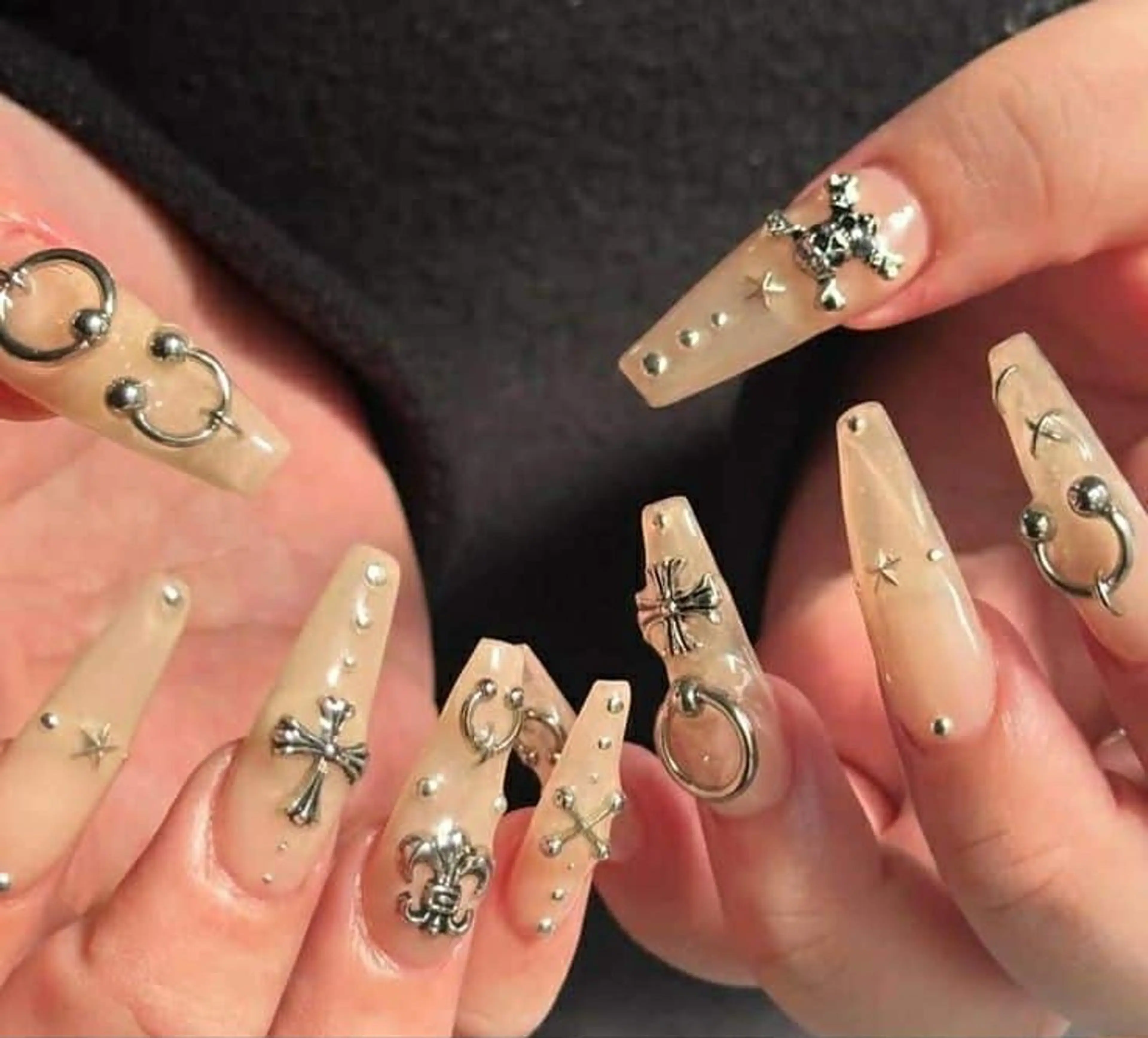 ネイル Queen Nail 柏店　クイーンネイルのネイルデザイン